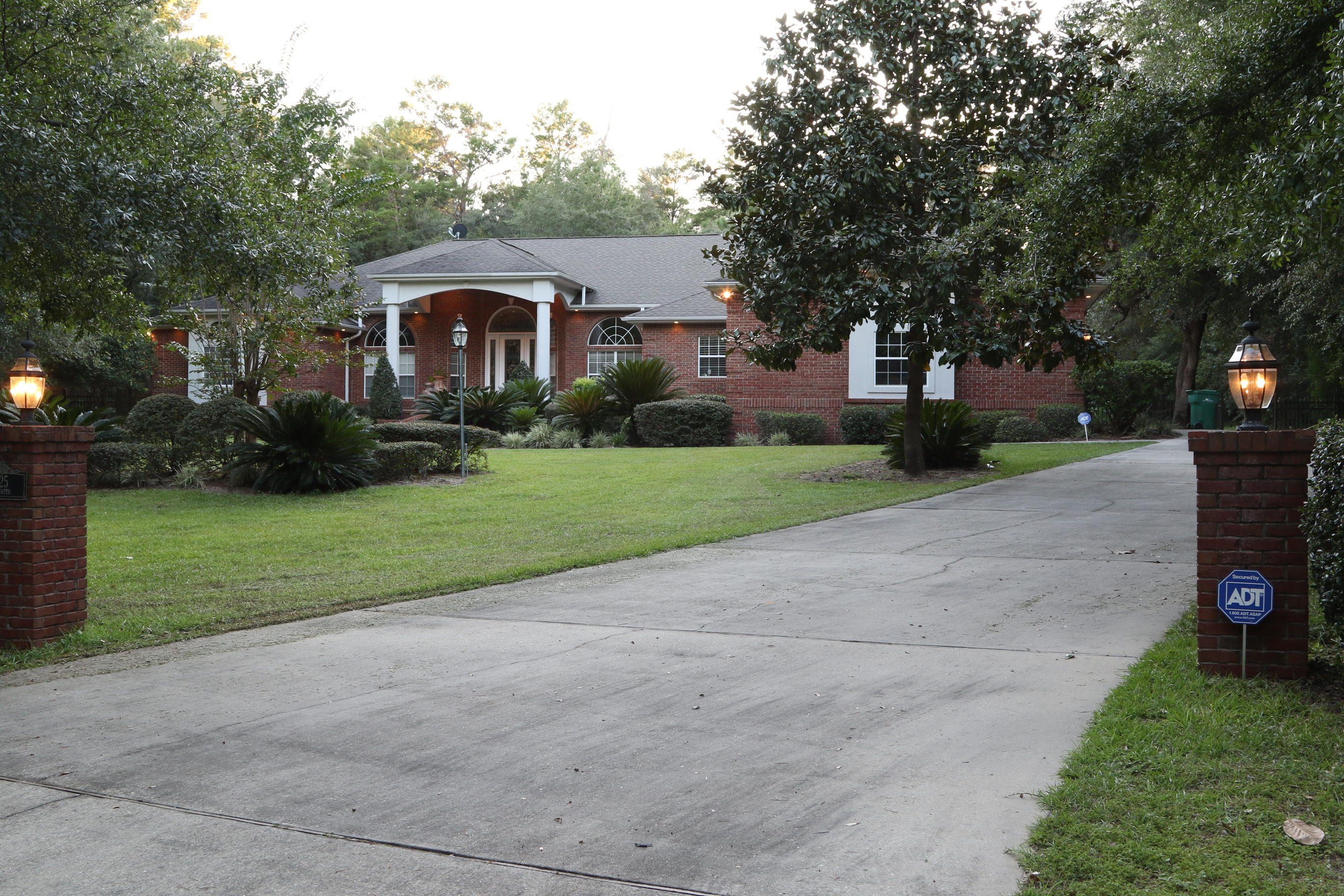 ROCKY BAYOU ESTATES 02 - Residential