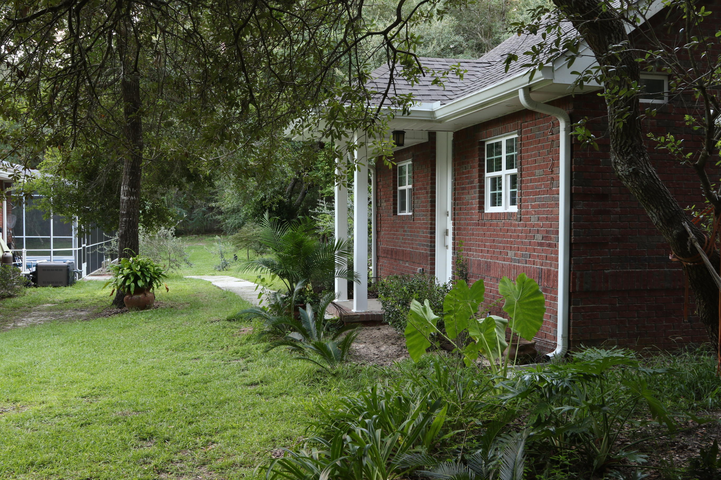 ROCKY BAYOU ESTATES 02 - Residential