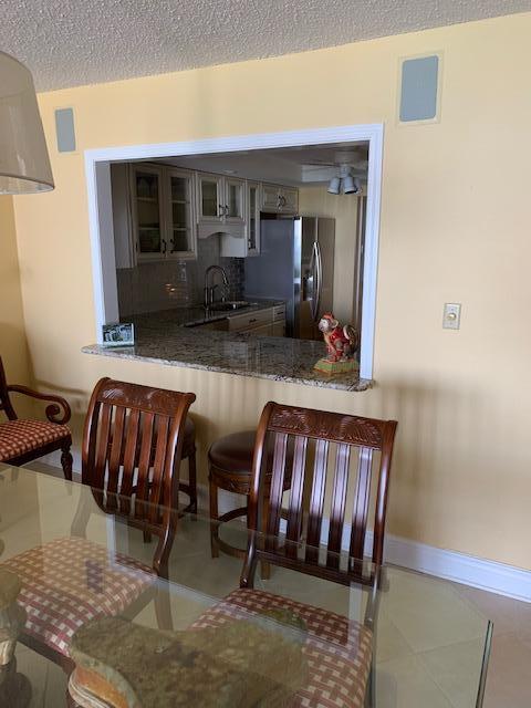 SHORELINE TOWERS 3 - Residential