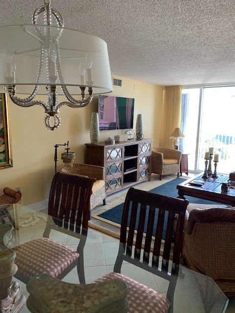 SHORELINE TOWERS 3 - Residential