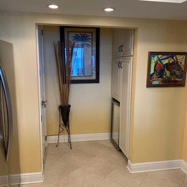 SHORELINE TOWERS 3 - Residential