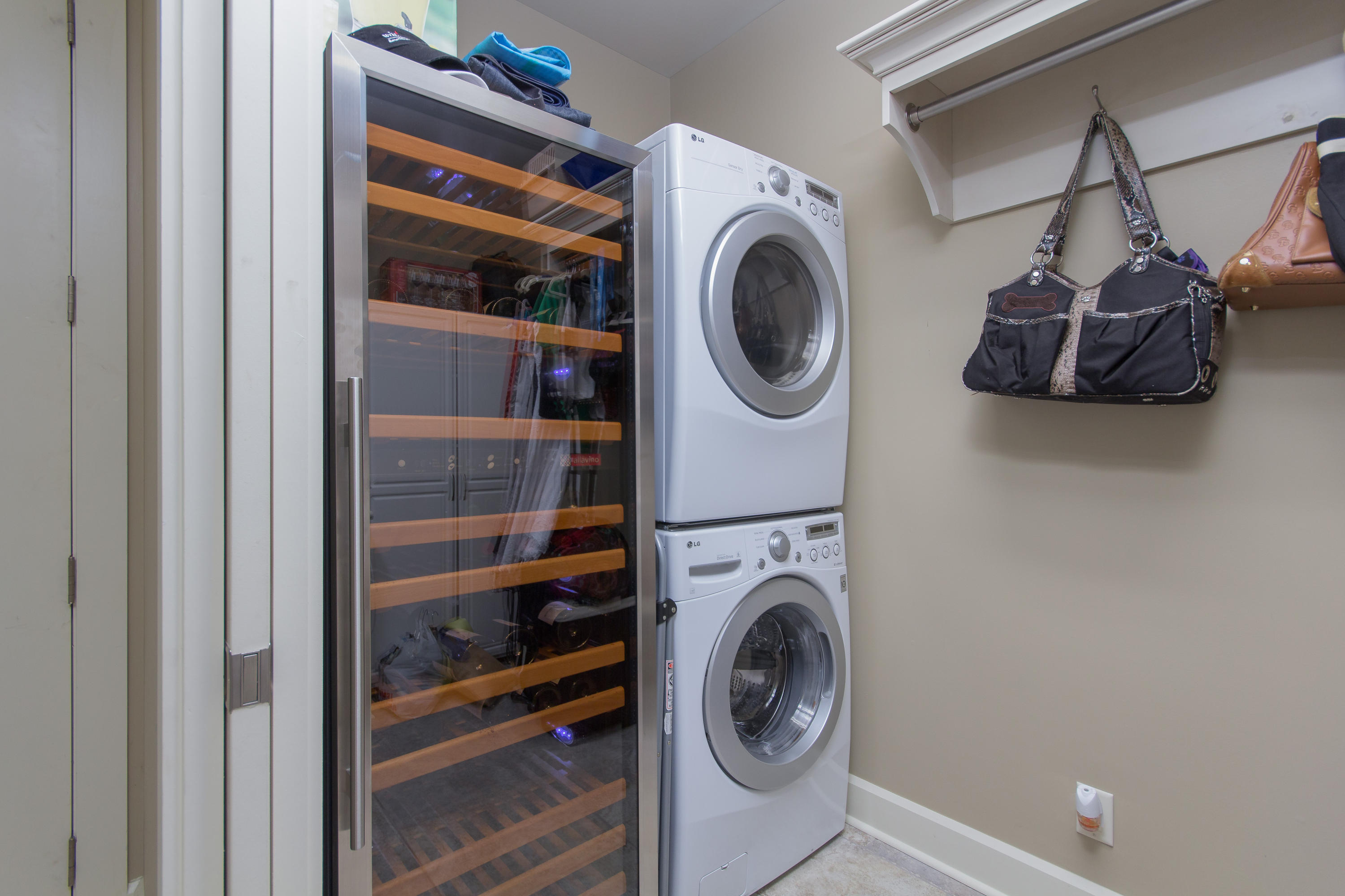 Wild Heron - Residential