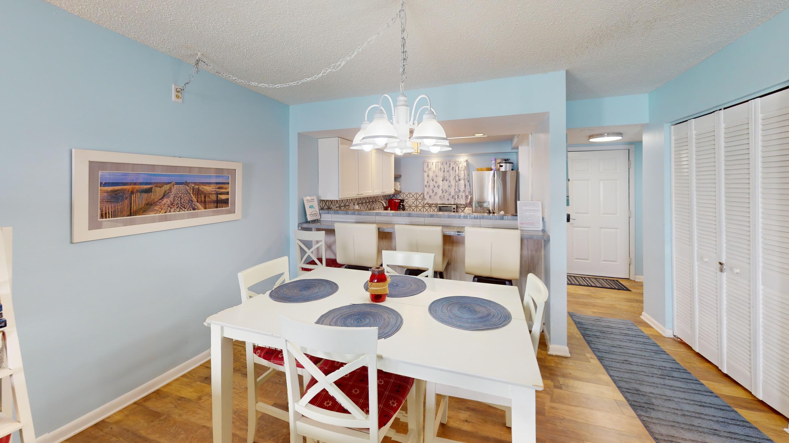 EMERALD ISLE - Residential