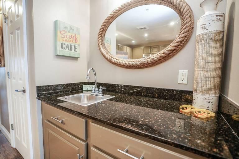 CALYPSO RESORT & TOWERS - Residential