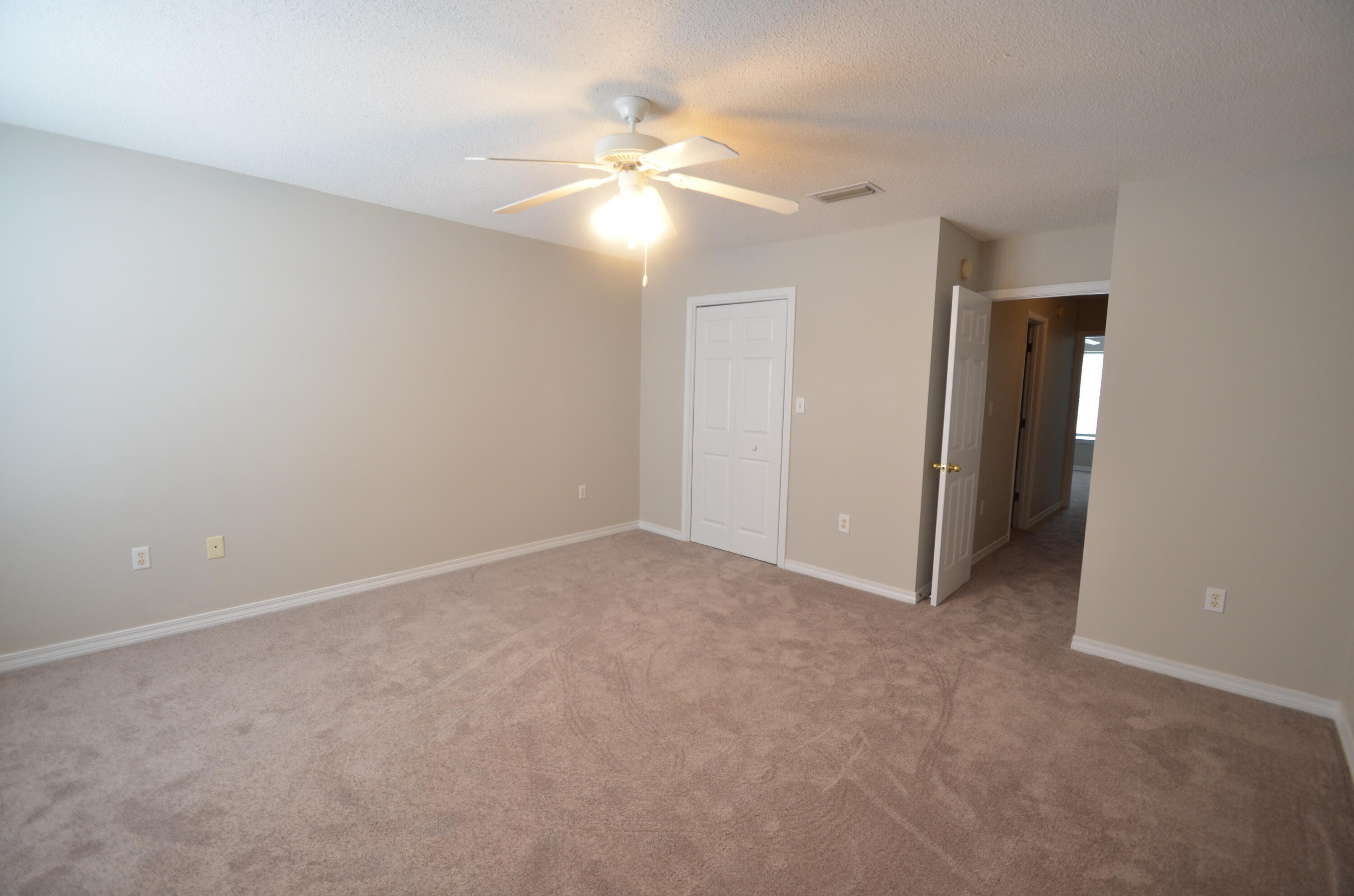 PORT DIXIE - Residential Lease