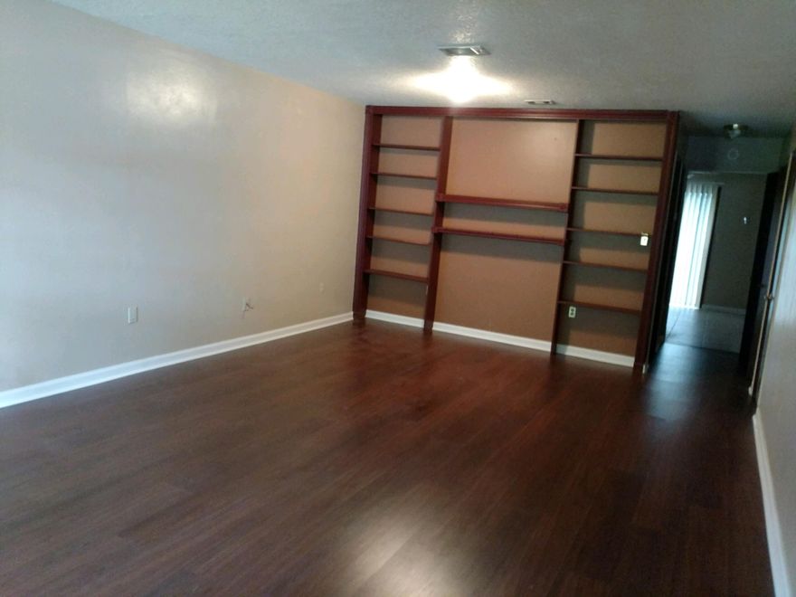 Two bedroom town home features a large Living Room and and an Eat in Kitchen. Two bedrooms and full bath upstairs. Unit is convenient to Eglin AFB and Northwest FL College. End unit with good sized back and side yard. No HOA fees! Great income producer or first time home. New base cabinets were installed and entire unit replumbed with Benjamin Franklin Plumbing. Seller has agreed to install new upper cabinets to match with a contract. Call for your appointment today!