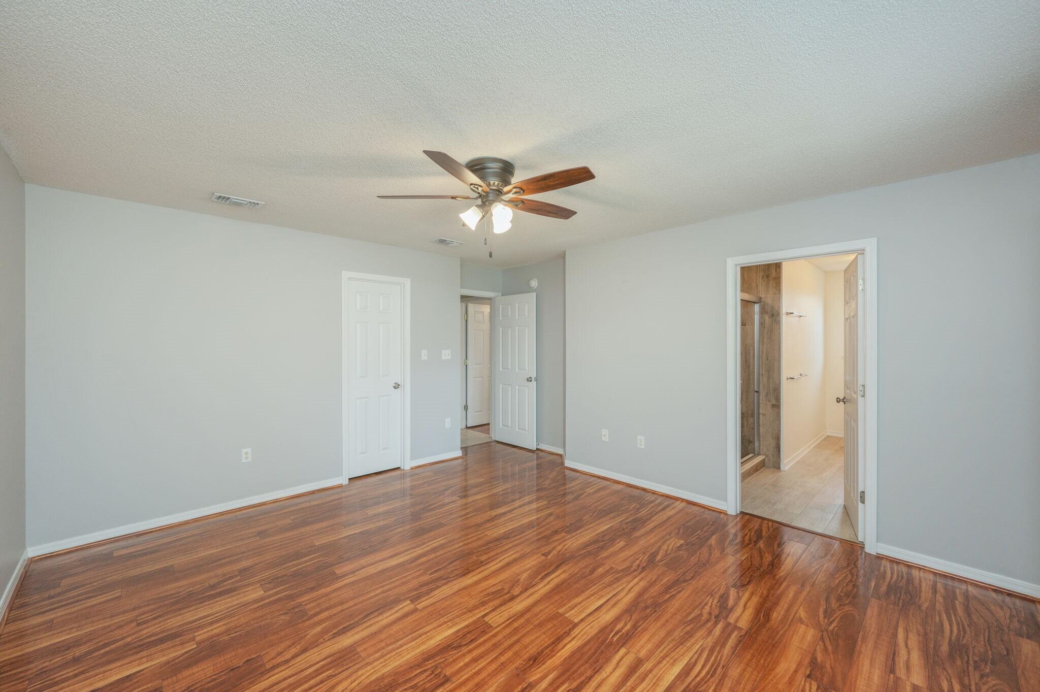 EMERALD VILLAGE S/D - Residential