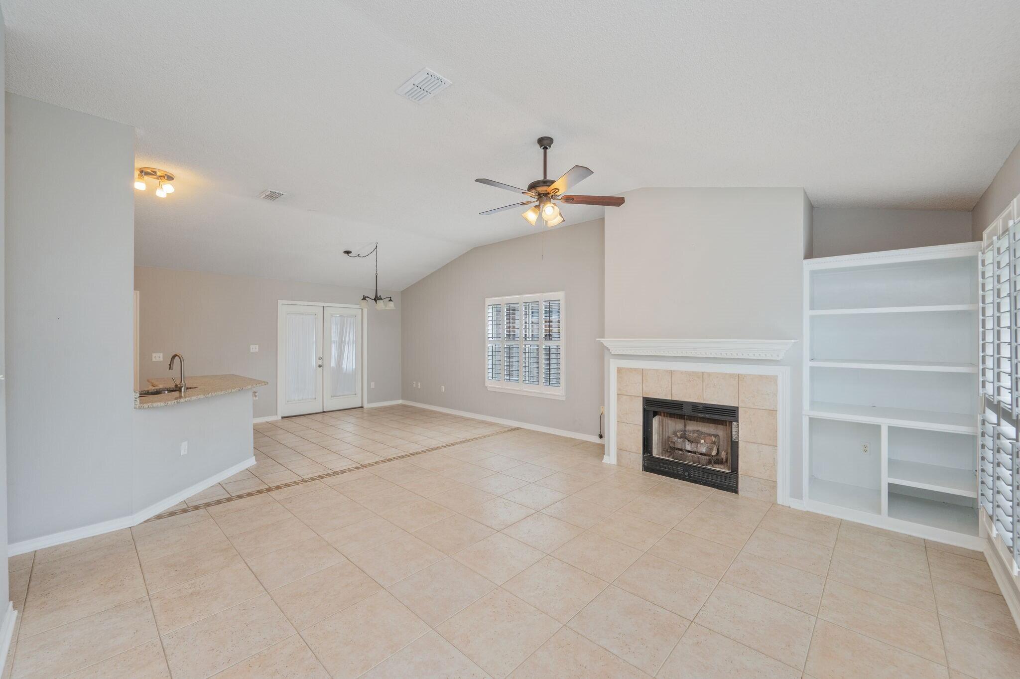 EMERALD VILLAGE S/D - Residential