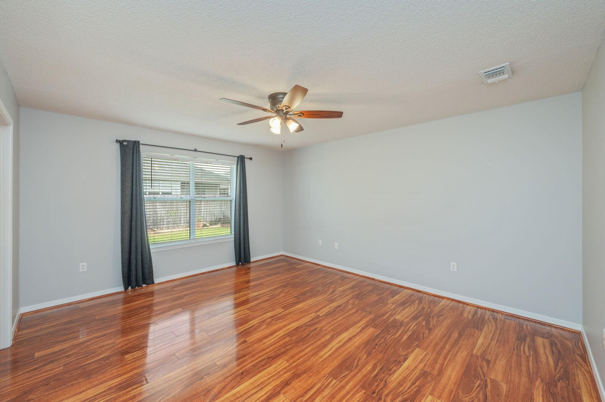 EMERALD VILLAGE S/D - Residential