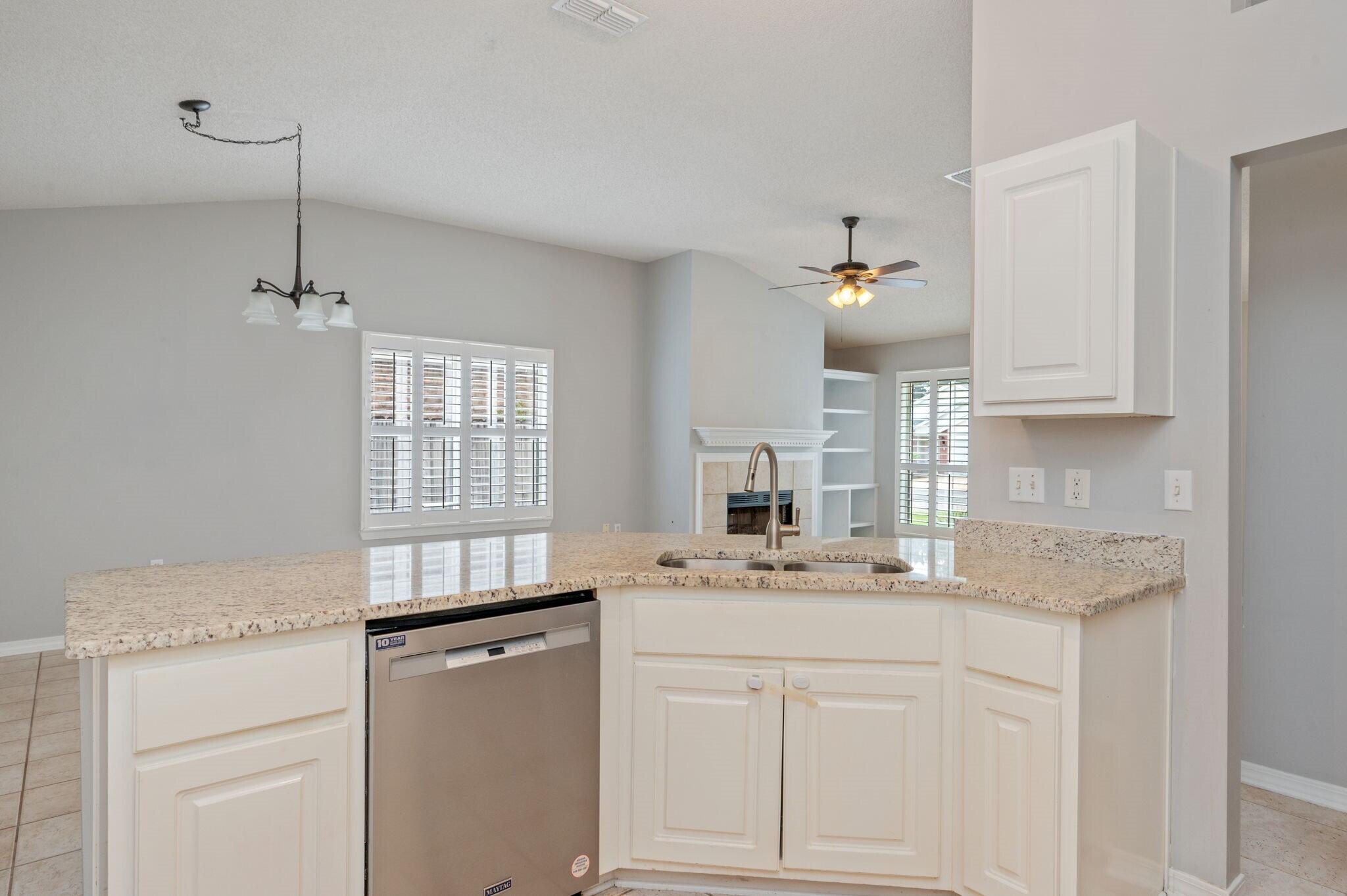 EMERALD VILLAGE S/D - Residential