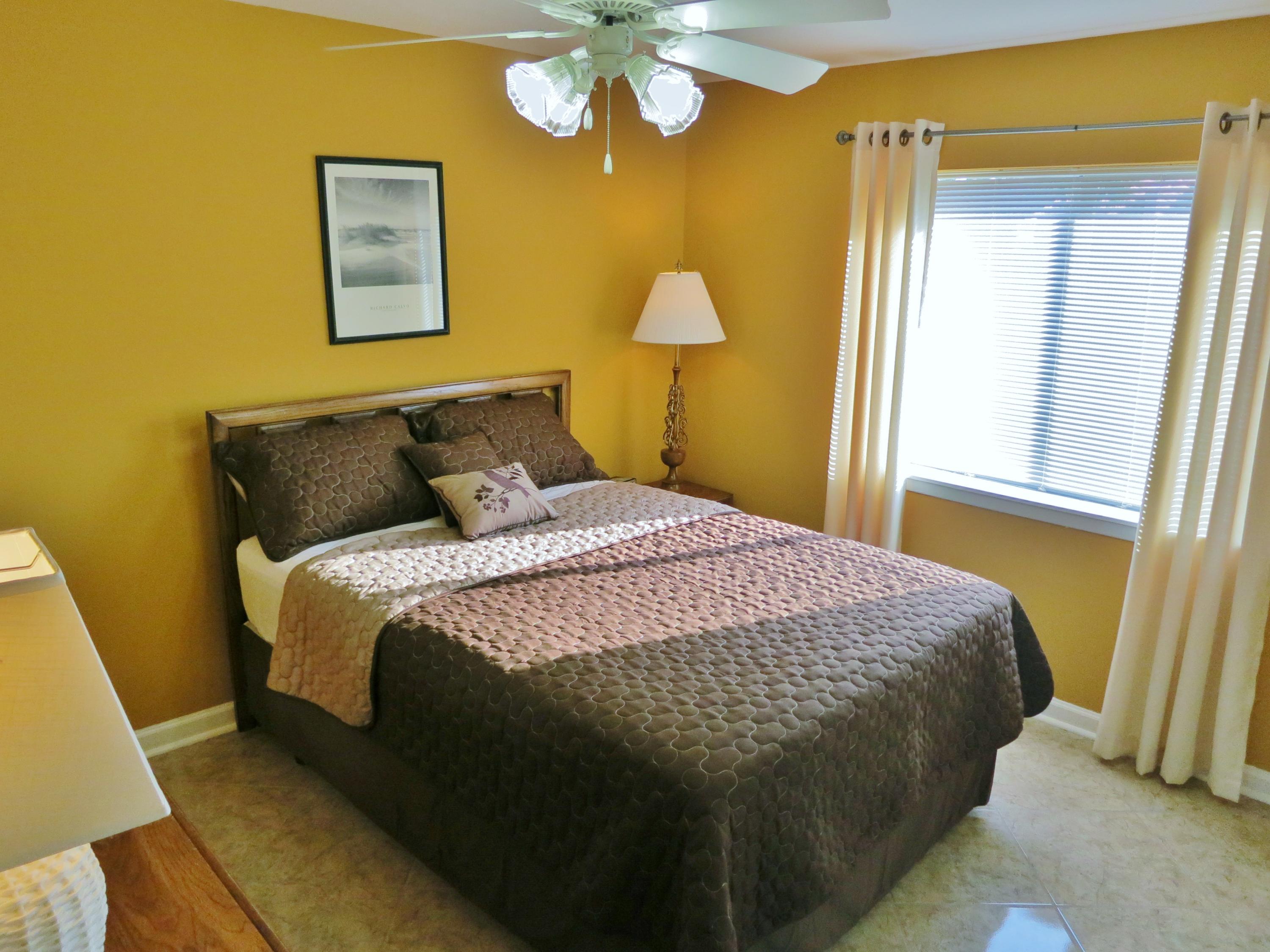 FINISTERRA CONDO - Residential