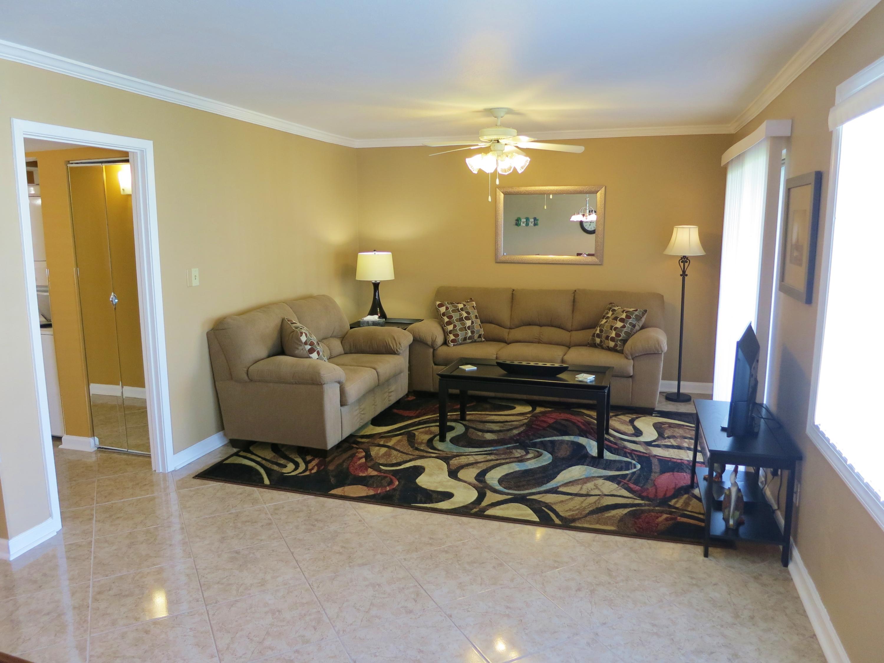 FINISTERRA CONDO - Residential