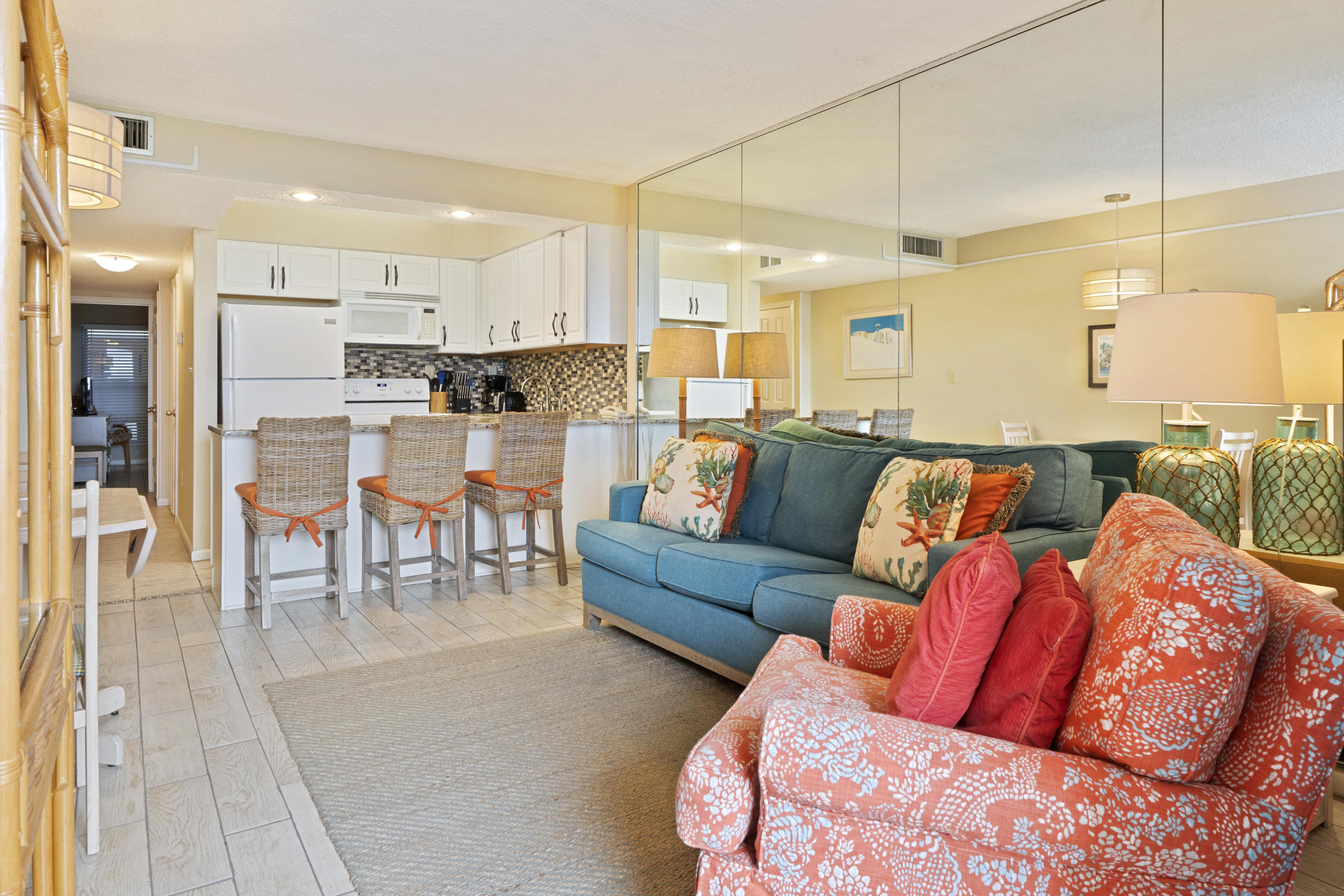 Jetty East Condominium - Residential