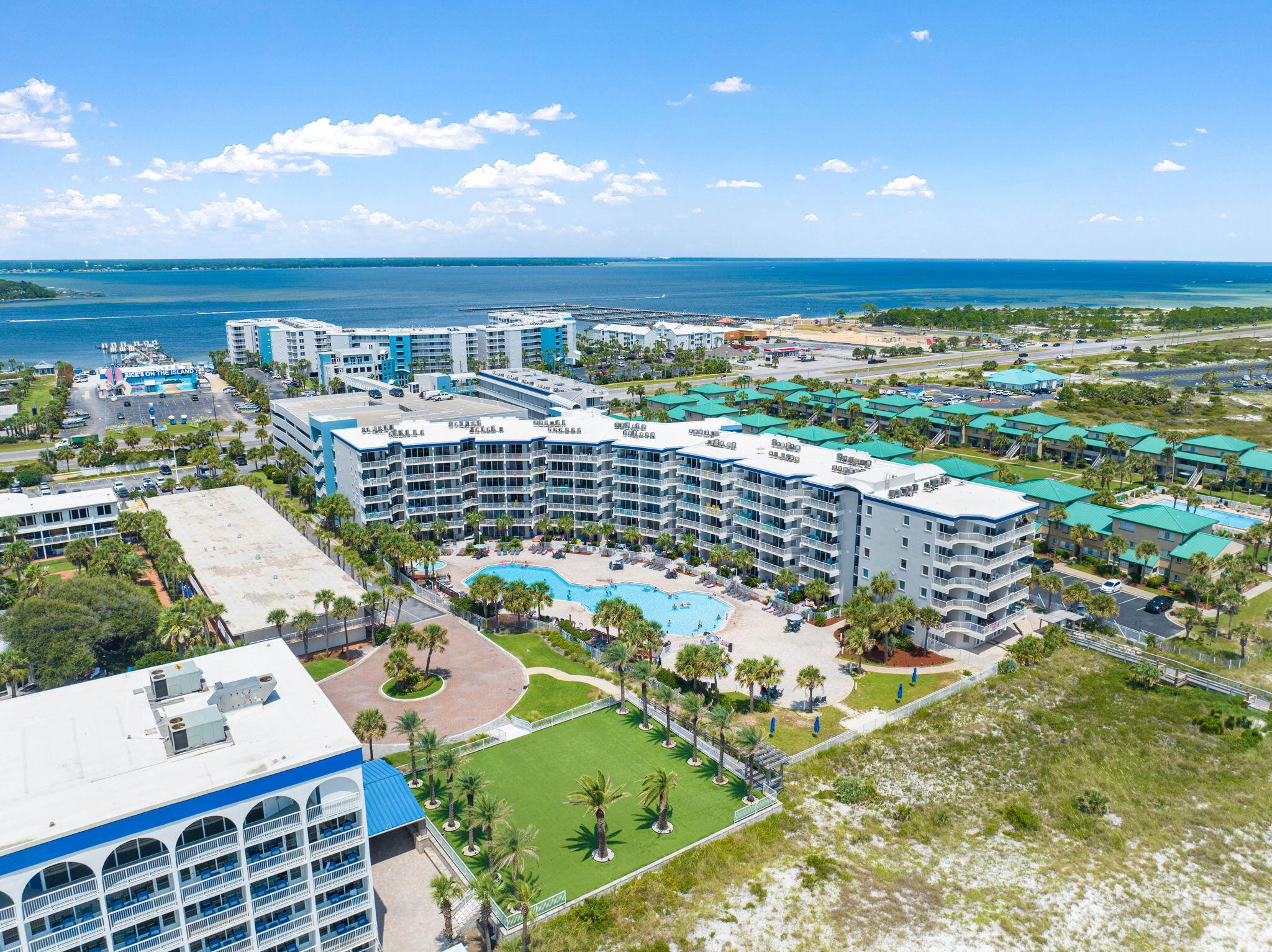 DESTIN WEST BEACH & BAY RESORT-GULFSIDE - Residential