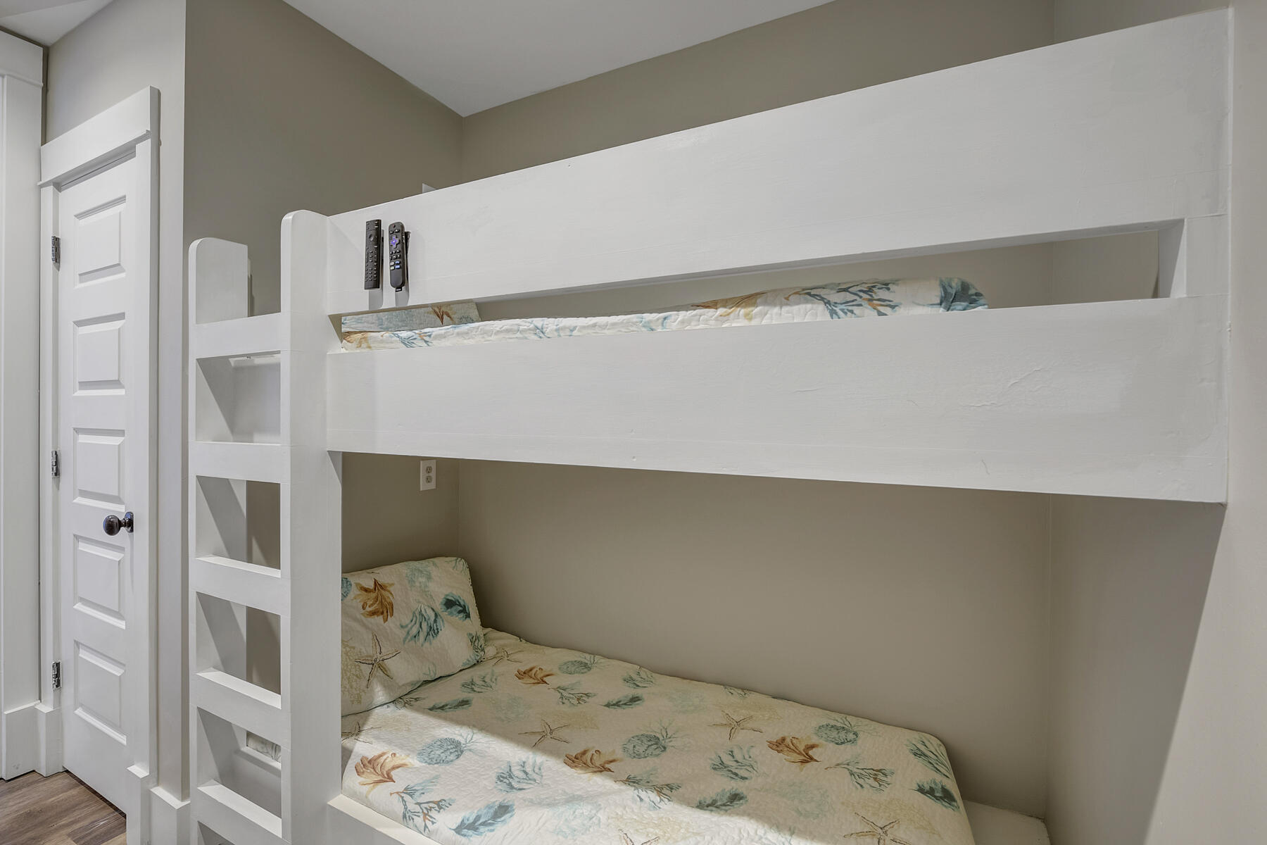 REDFISH VILLAGE - Residential