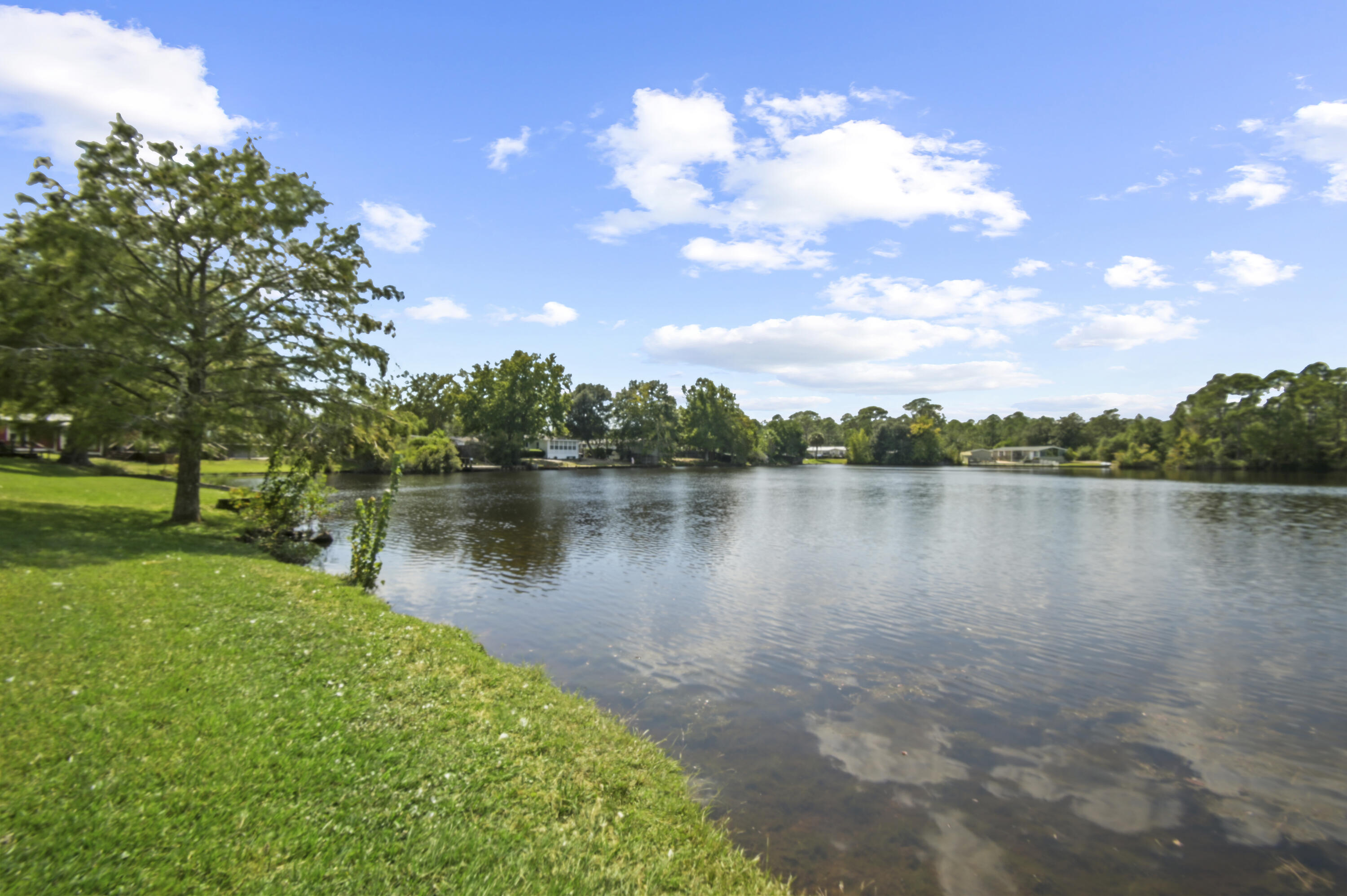 WILDWOOD LAKES - Residential