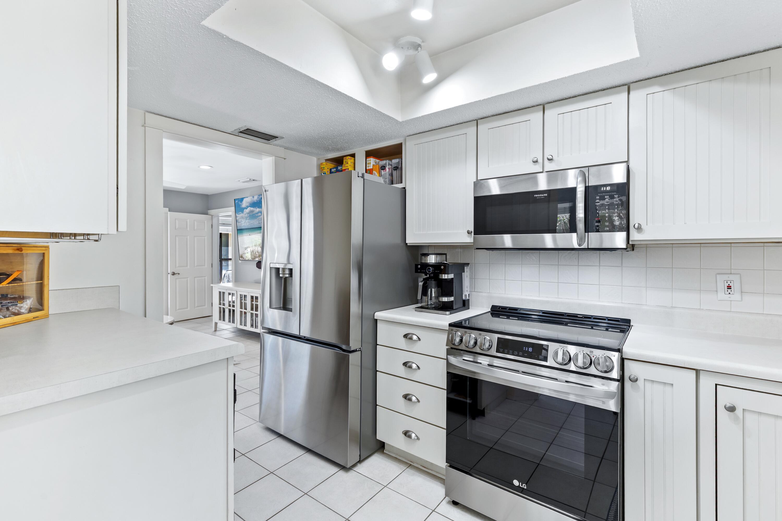 FAIRWAYS AT SANDESTIN PH 4 - Residential