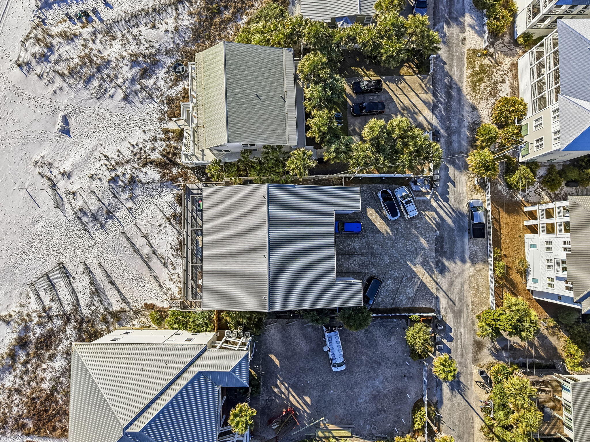 LEEWARD CONDO II - Residential