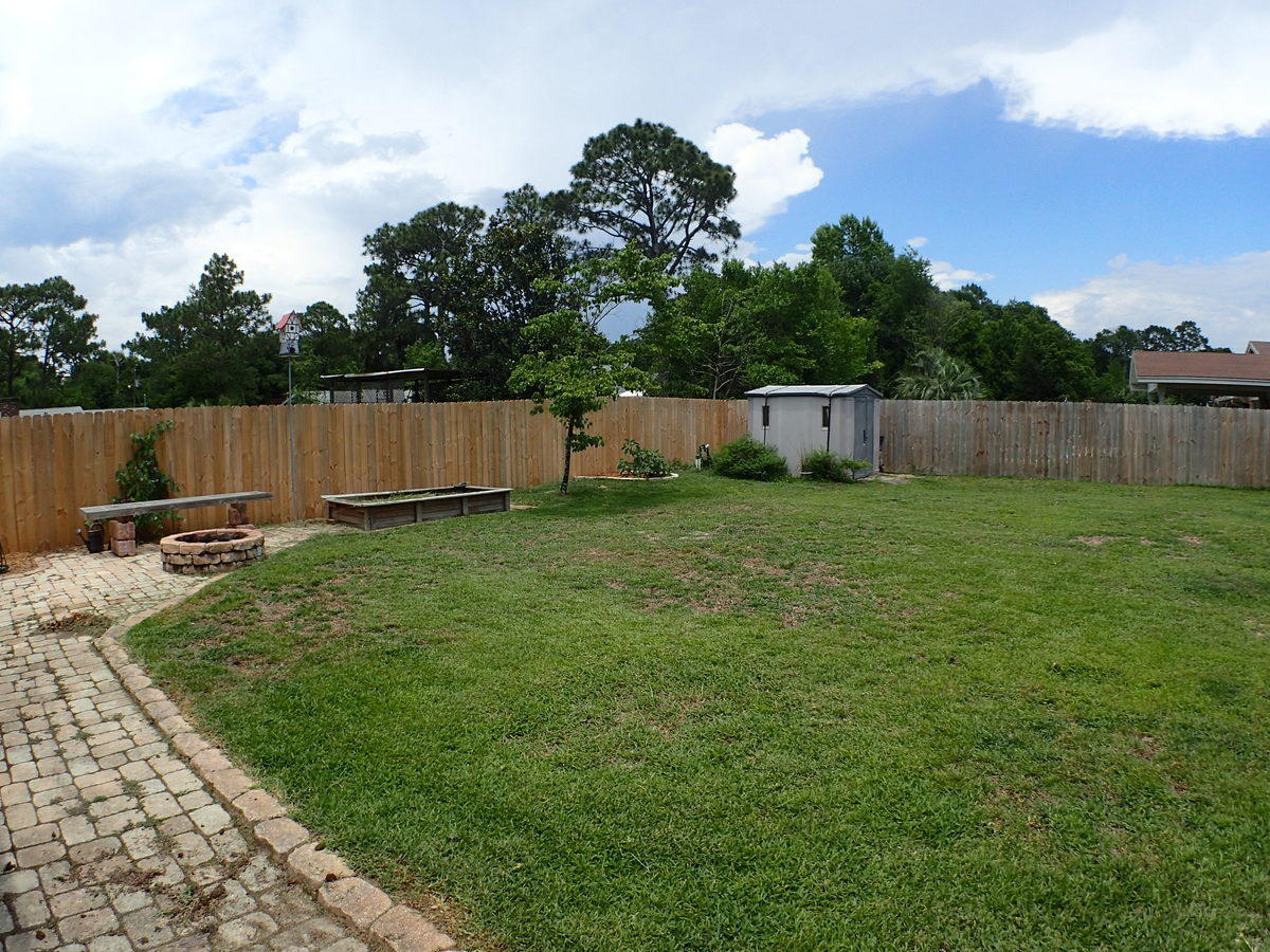 BAYOU POQUITO - Residential