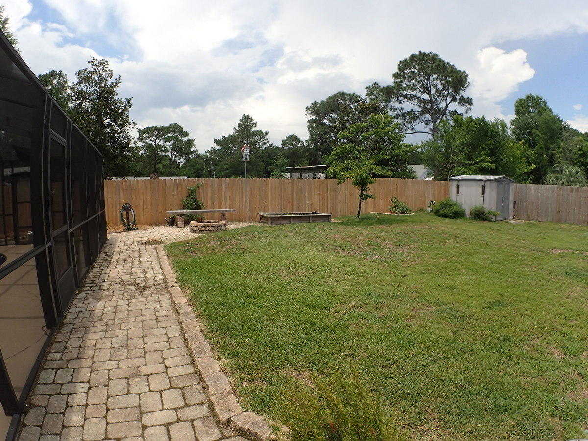 BAYOU POQUITO - Residential