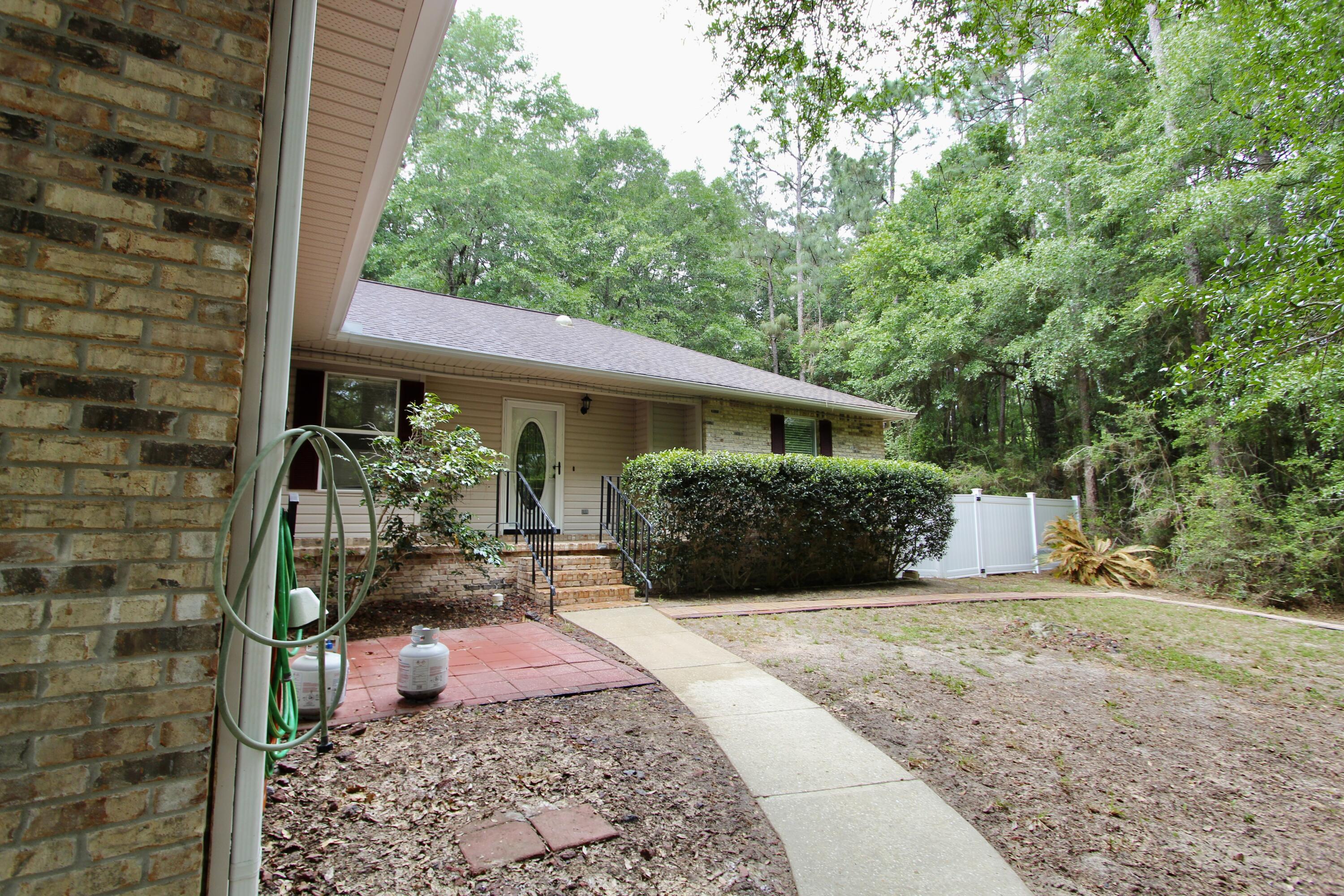 5846 E Dogwood Drive