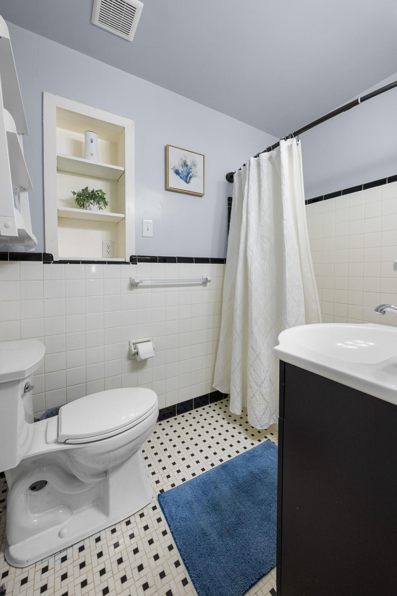 ELLIOTTS POINT 7TH ADDN - Residential