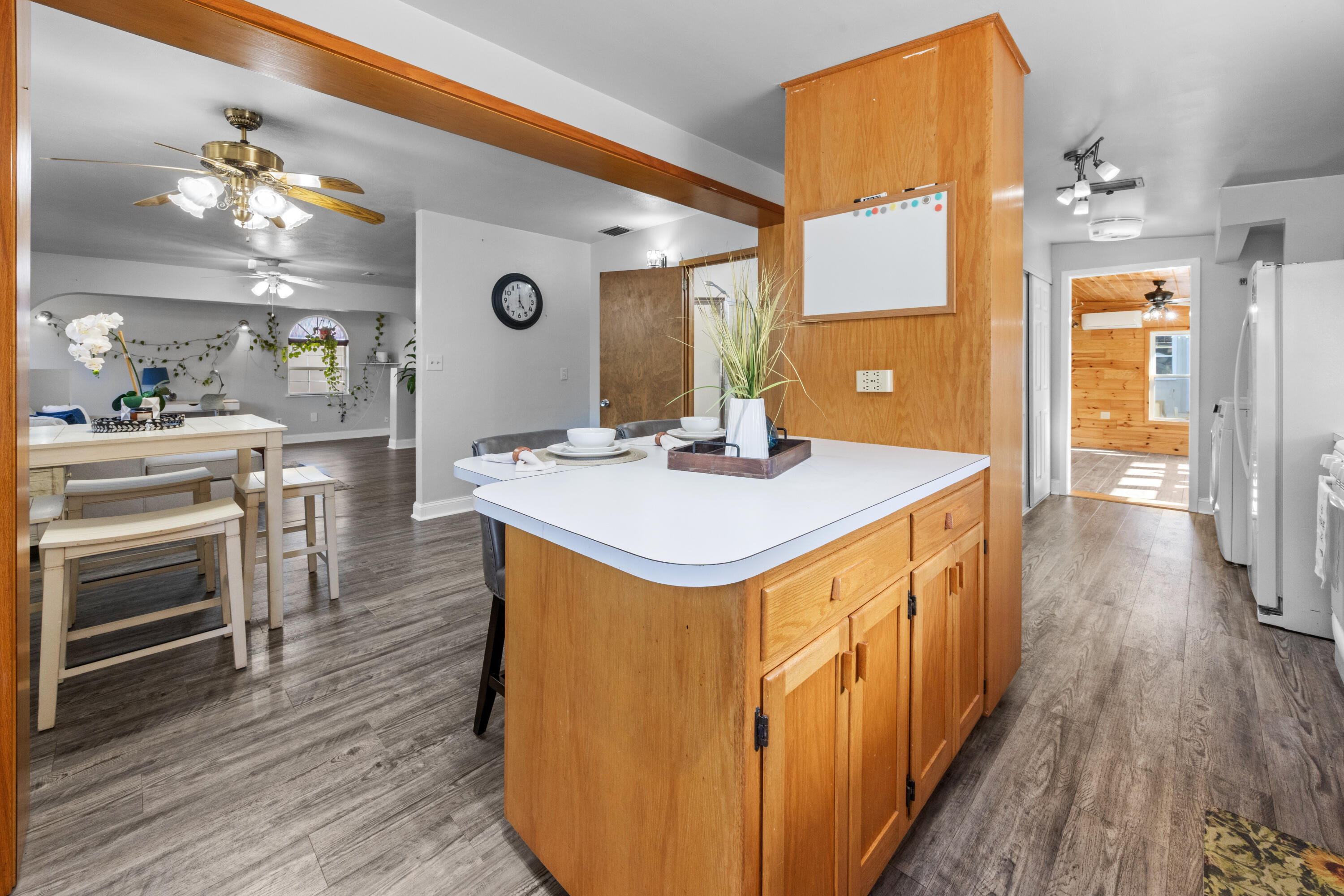 ELLIOTTS POINT 7TH ADDN - Residential