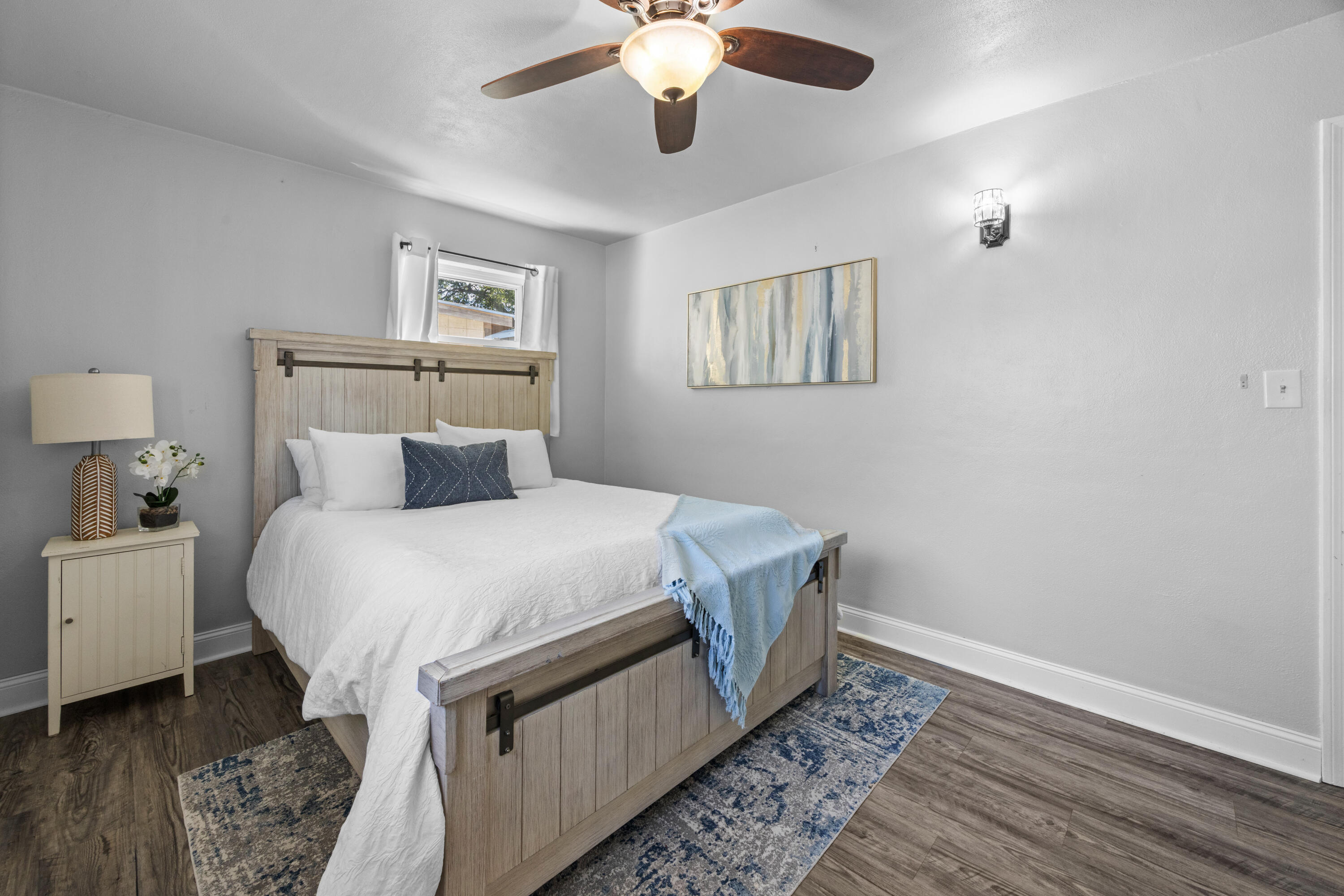 ELLIOTTS POINT 7TH ADDN - Residential