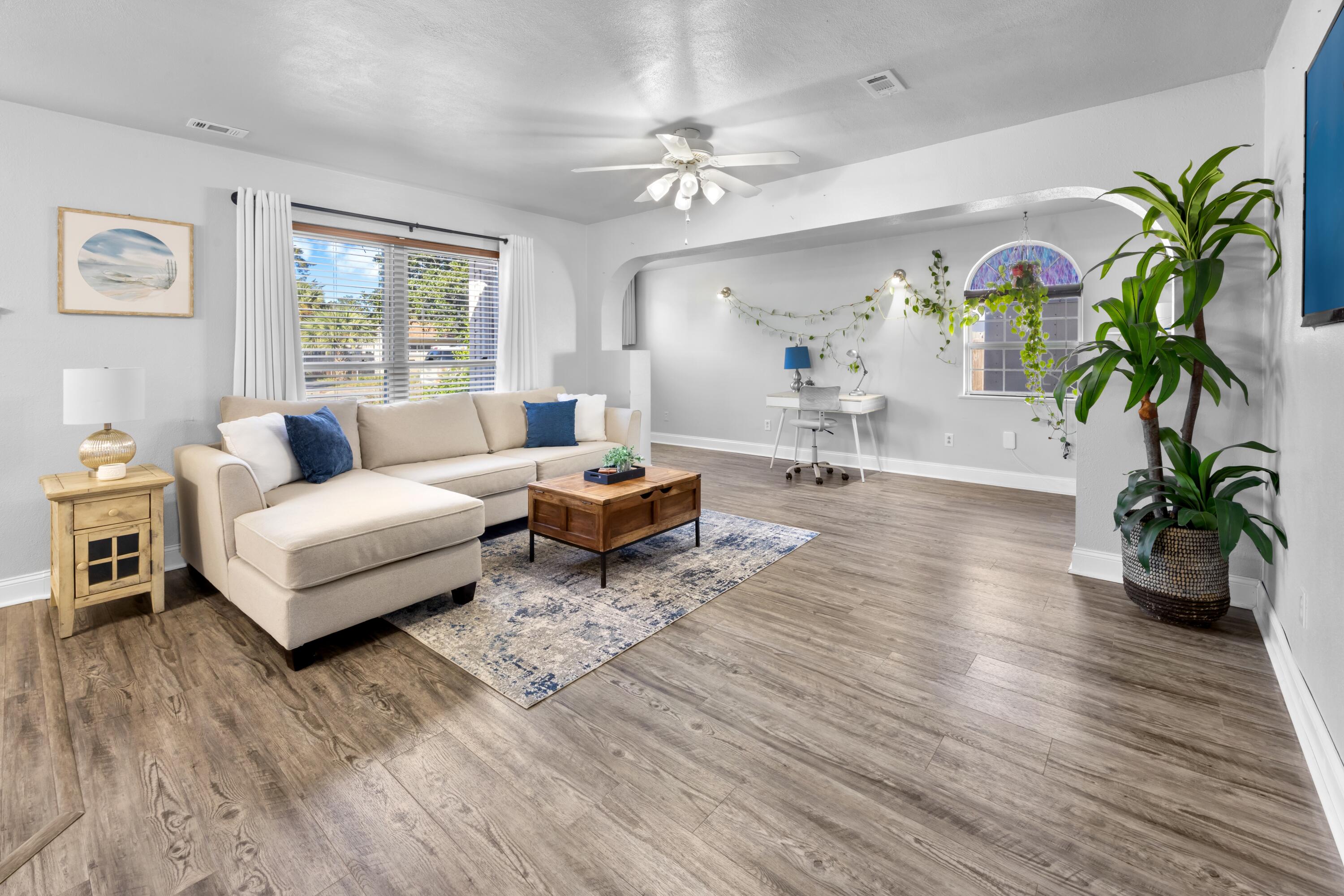 ELLIOTTS POINT 7TH ADDN - Residential