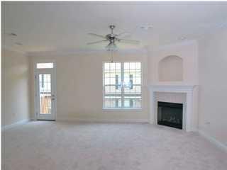 WALTON OAKS - Residential