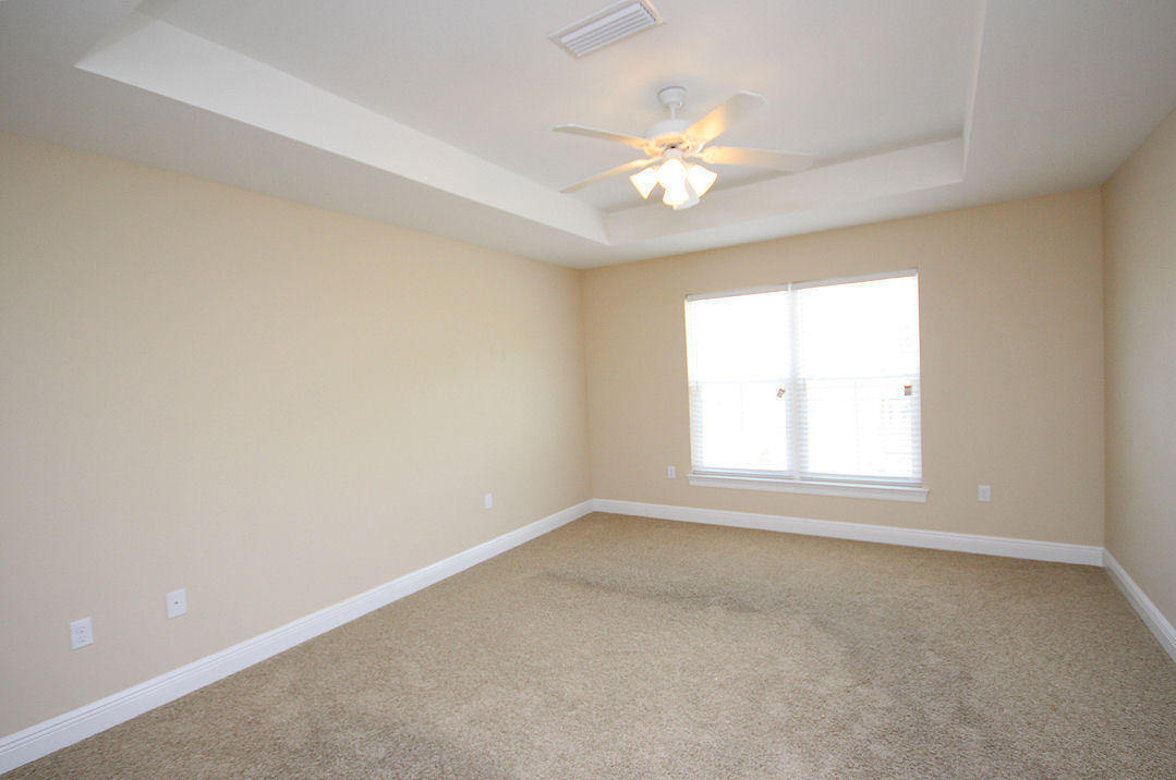 WALTON OAKS - Residential