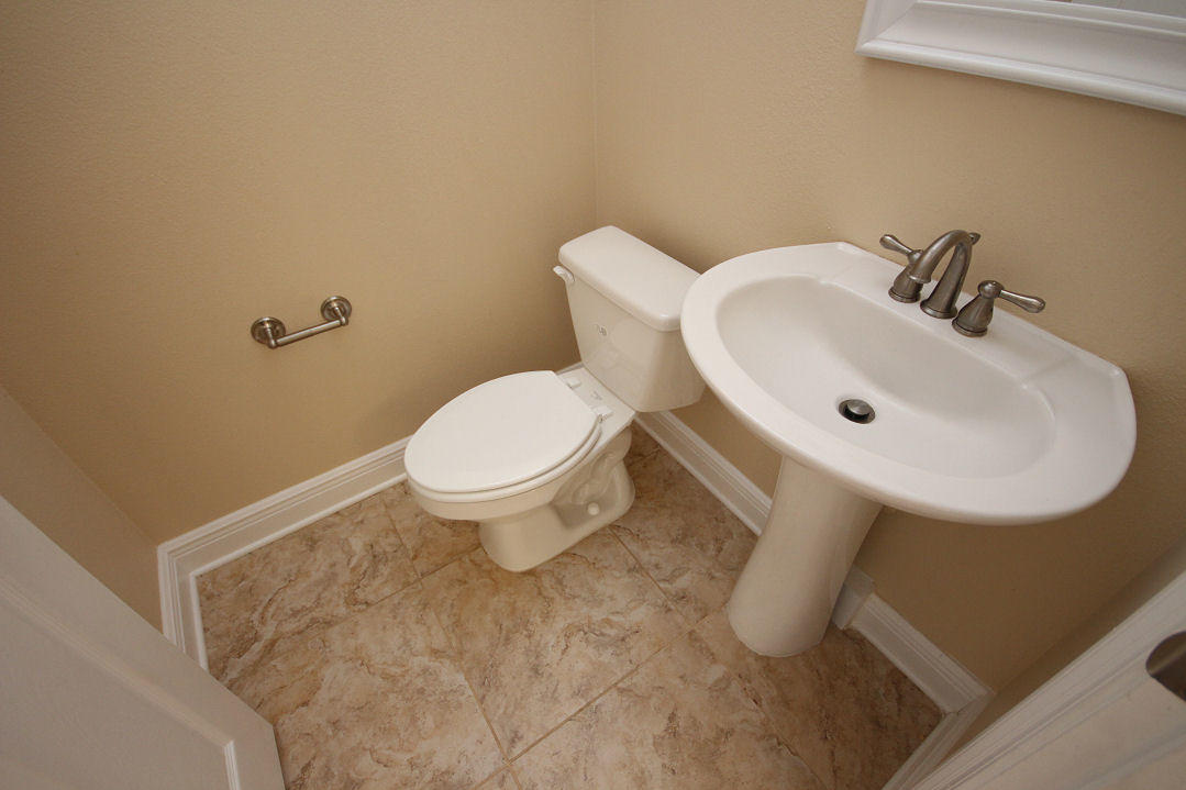 WALTON OAKS - Residential