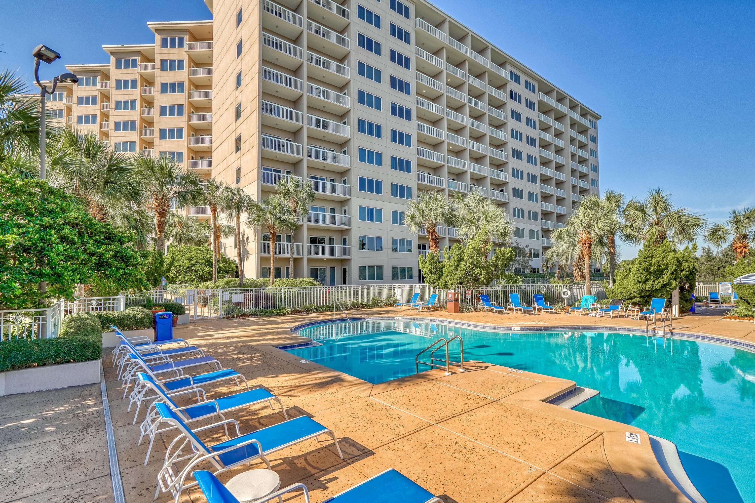 SUMMIT AT TOPS'L (THE) - Residential