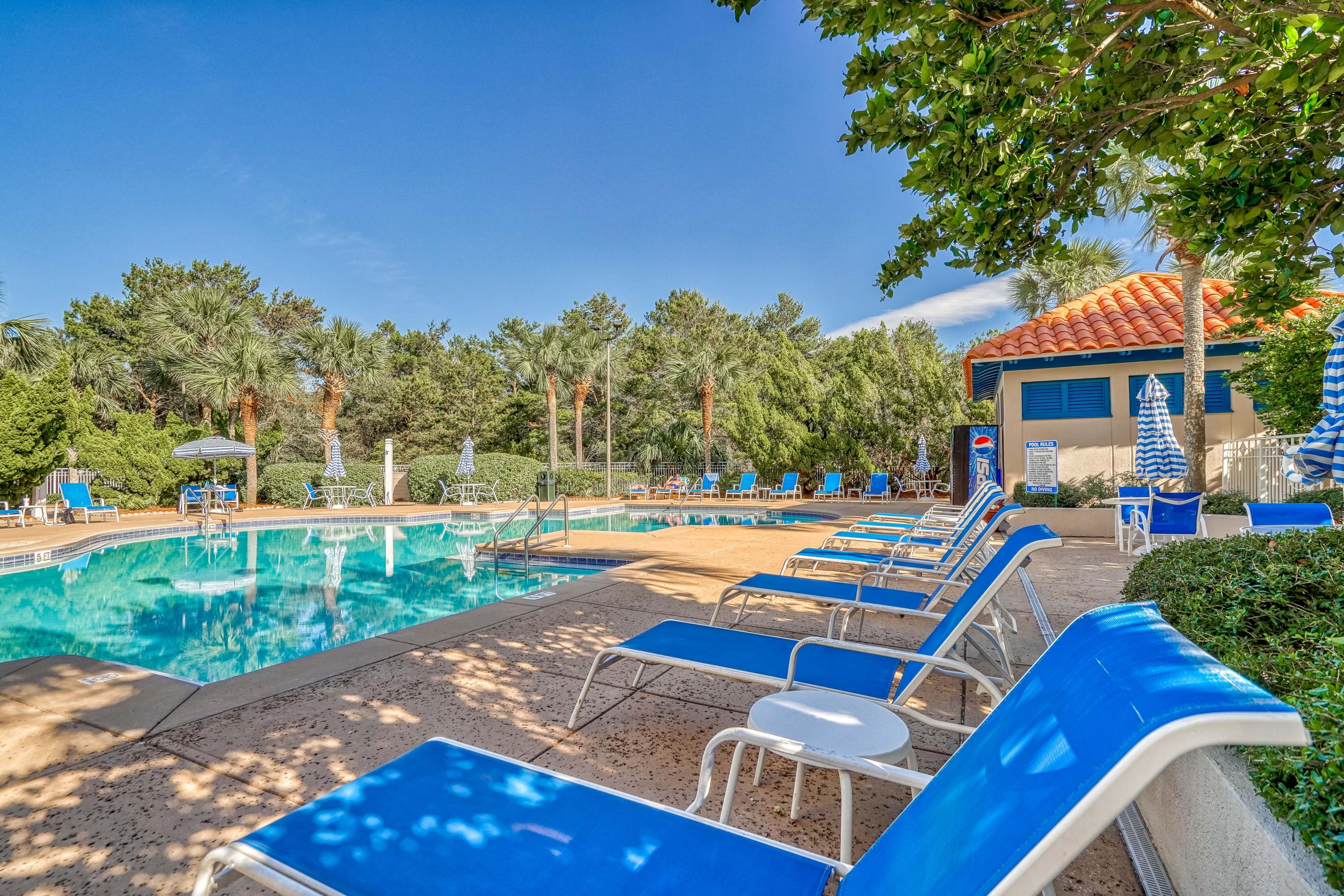 SUMMIT AT TOPS'L (THE) - Residential