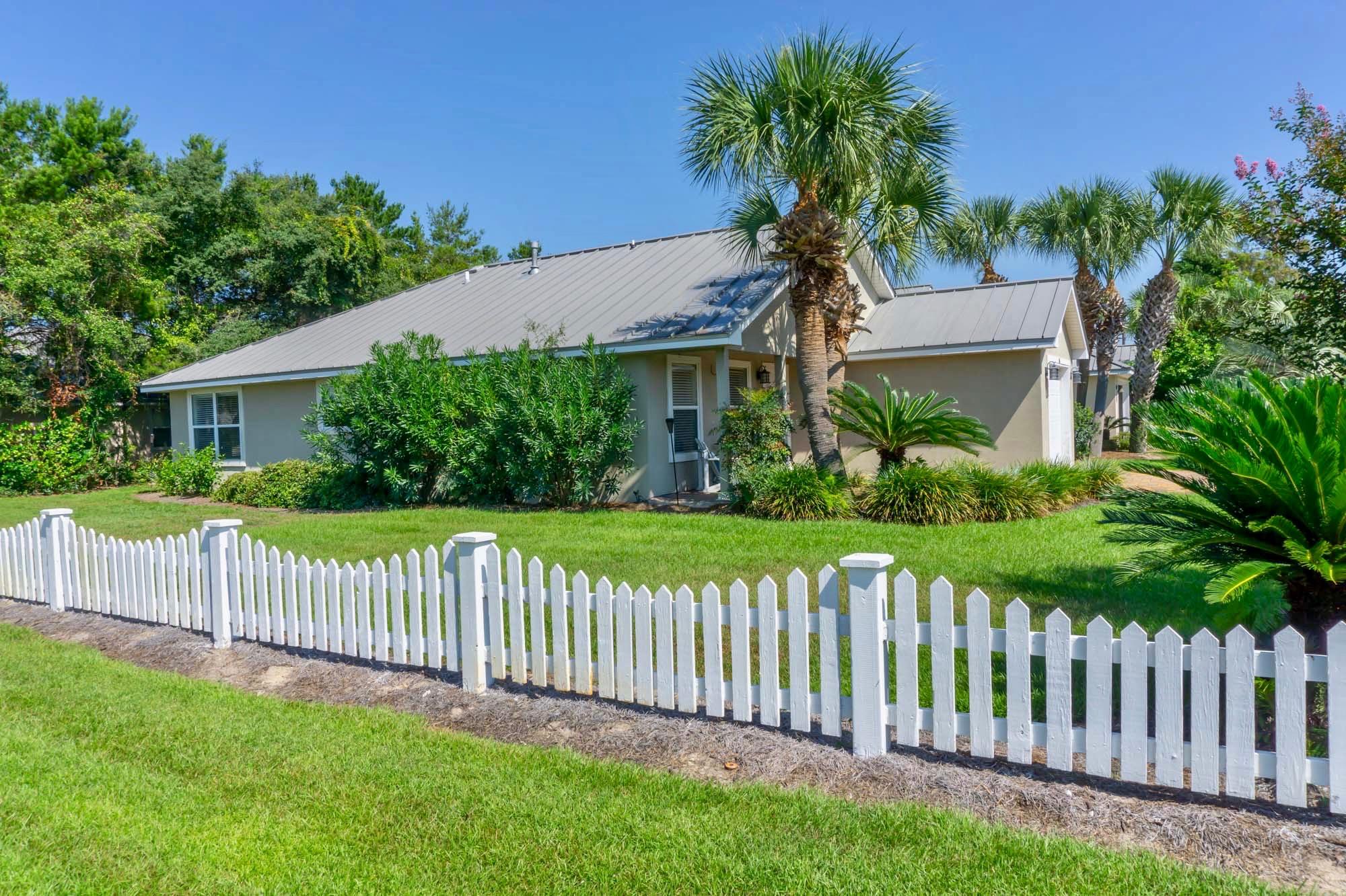 MARAVILLA COTTAGES - Residential