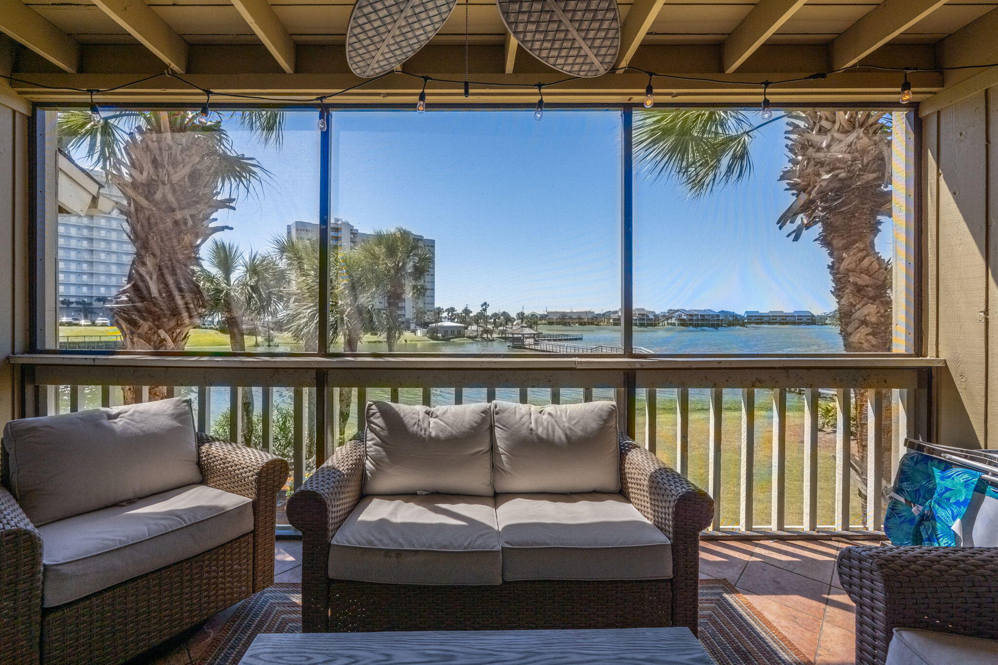 SEASCAPE CONDO PH 7 - Residential
