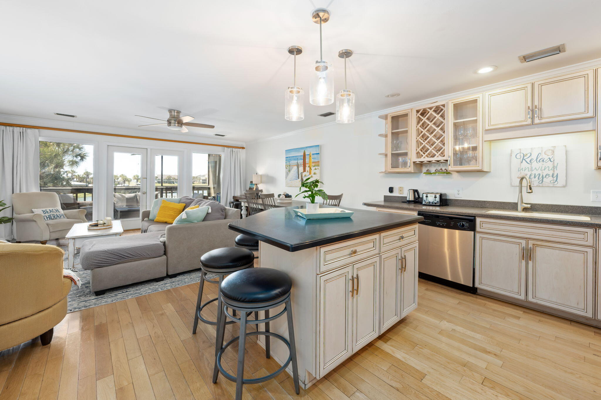 SEASCAPE CONDO PH 7 - Residential