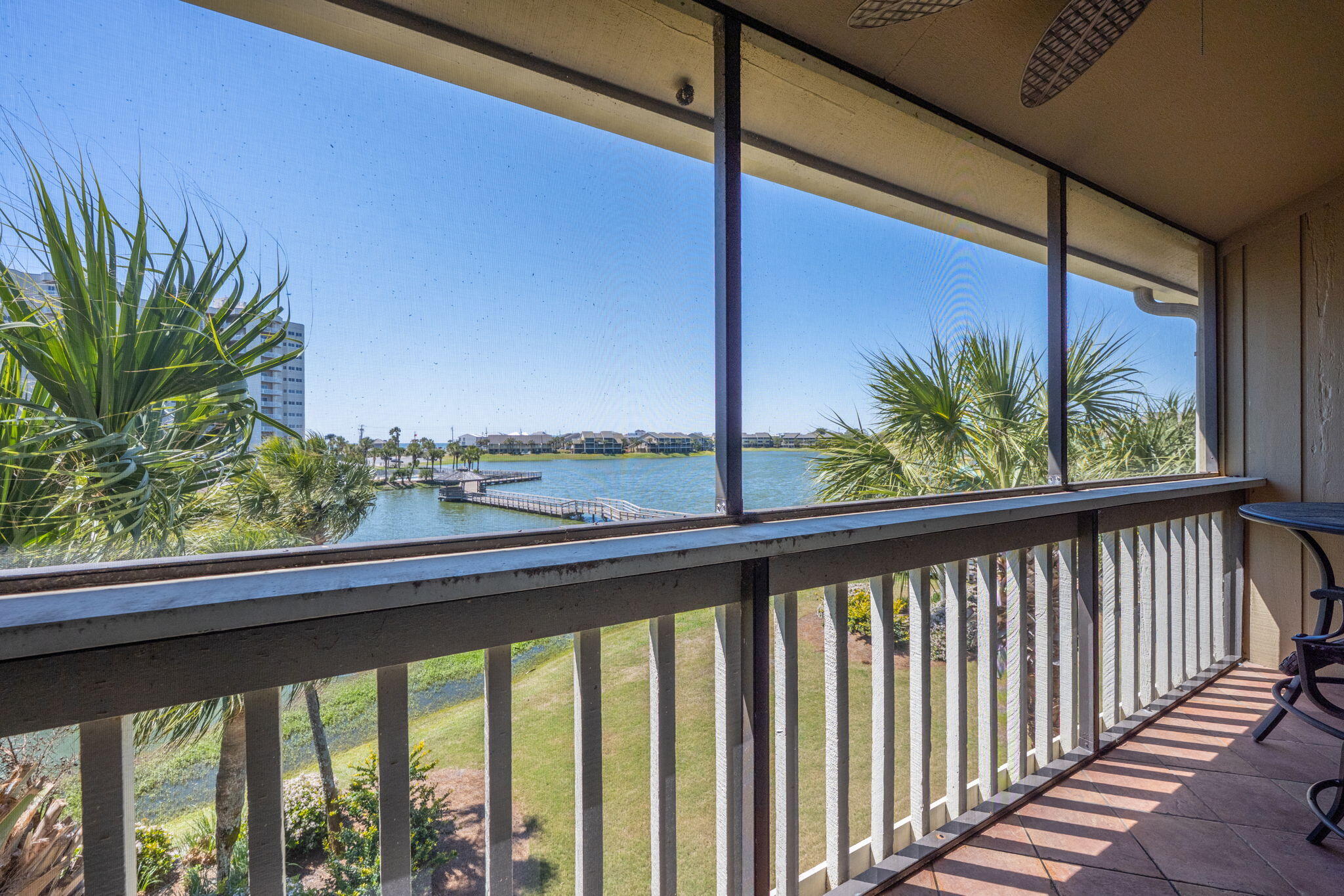 SEASCAPE CONDO PH 7 - Residential