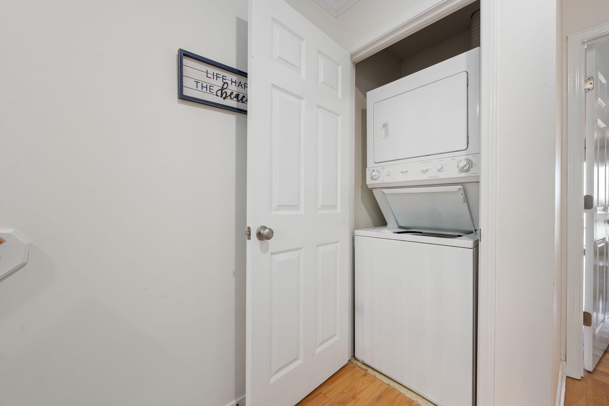 SEASCAPE CONDO PH 7 - Residential
