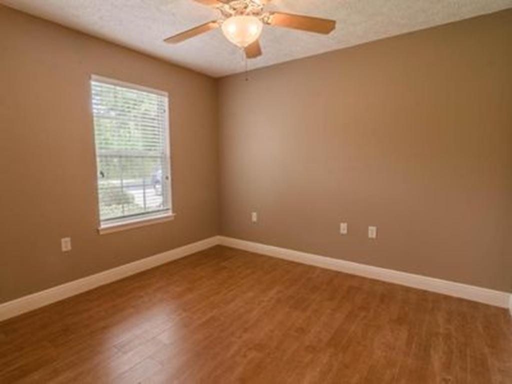 HARBOUR TOWNE - Residential