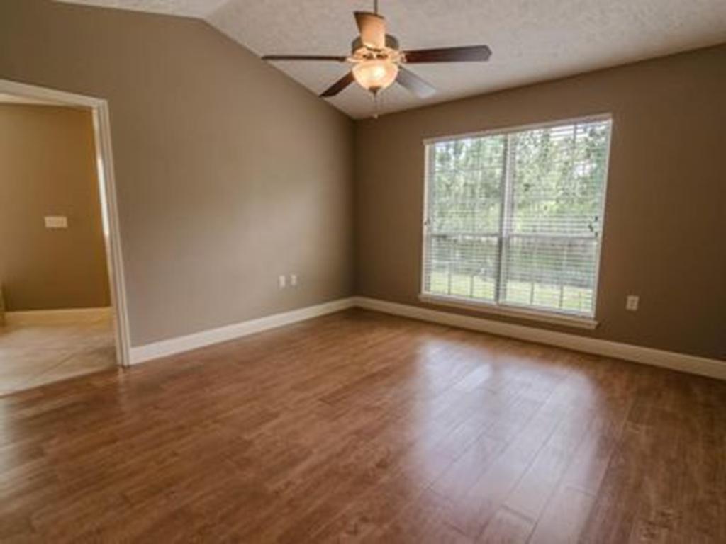 HARBOUR TOWNE - Residential