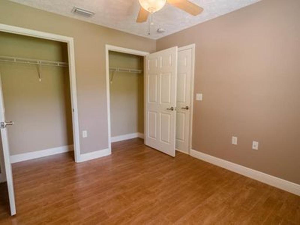 HARBOUR TOWNE - Residential