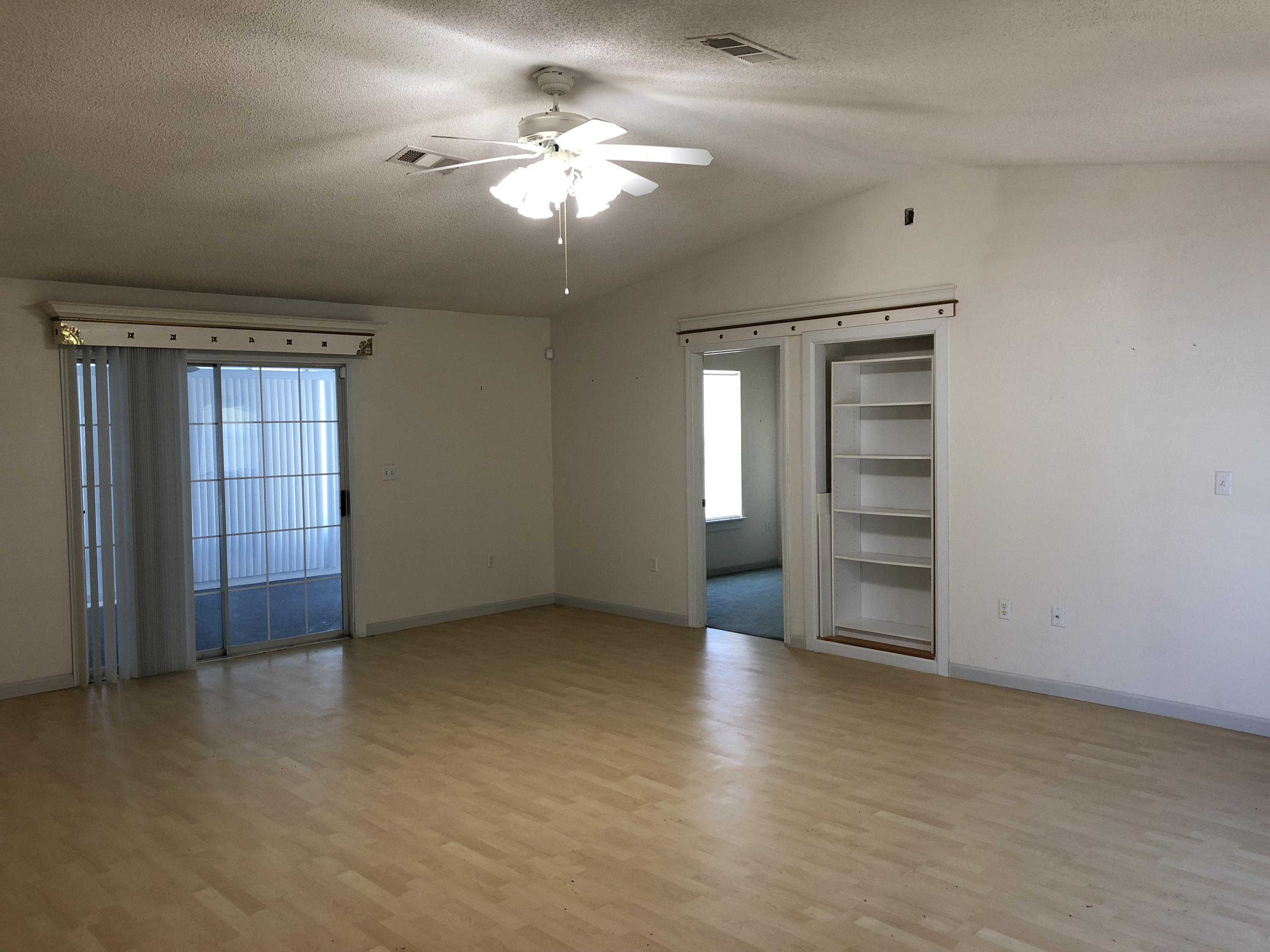 COUNTRYVIEW ESTATES 1ST ADDN - Residential
