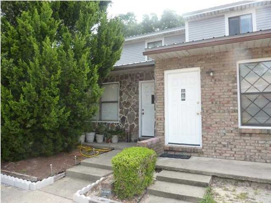 NICE TWO STORY TOWNHOMES. TWO BEDROOMS, ONE UPSTAIRS, ONE DOWN. CENTRALLY LOCATED TO BOTH BASES. W/D HOOKUPS.