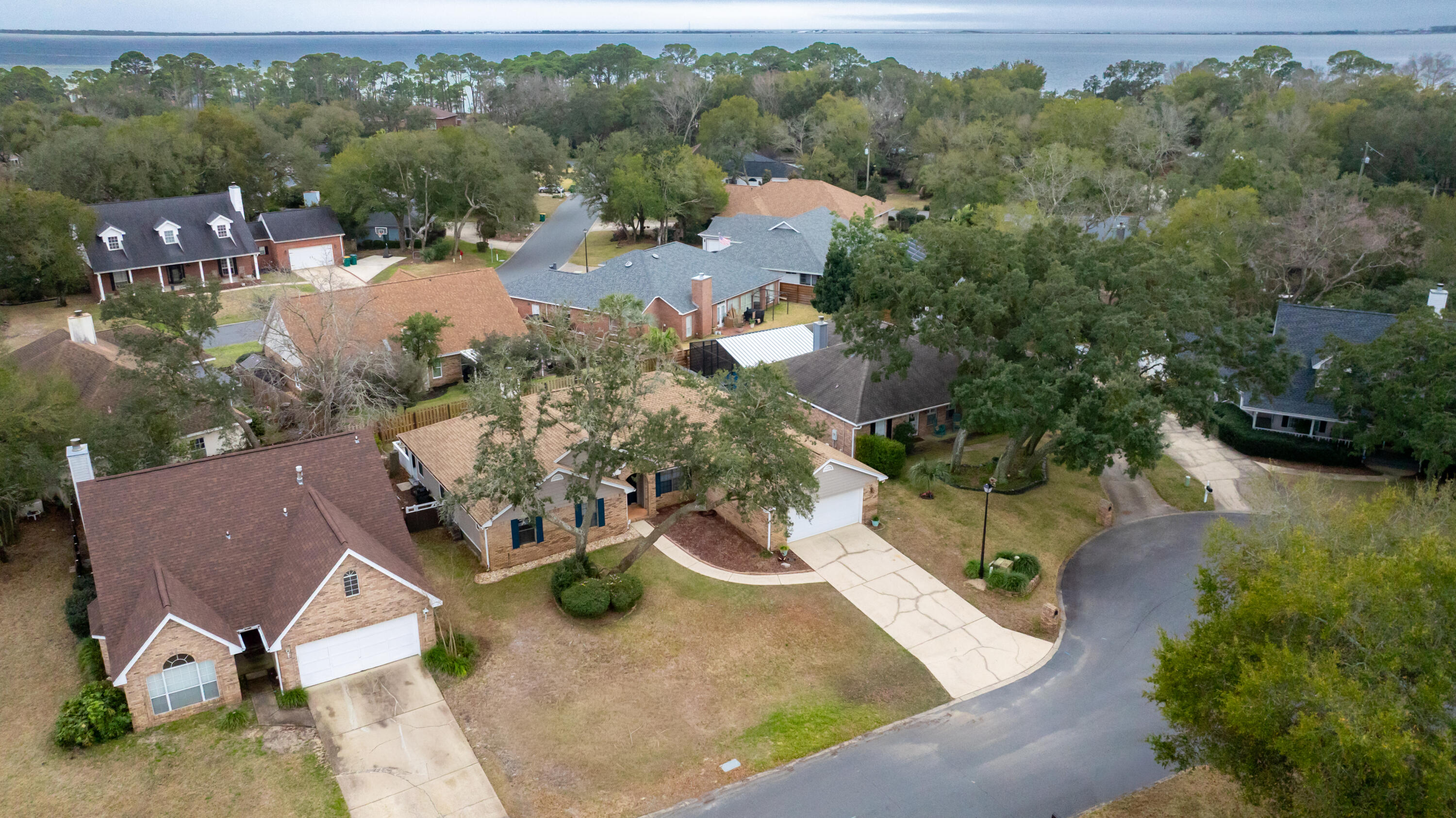 LAKE POINTE - Residential