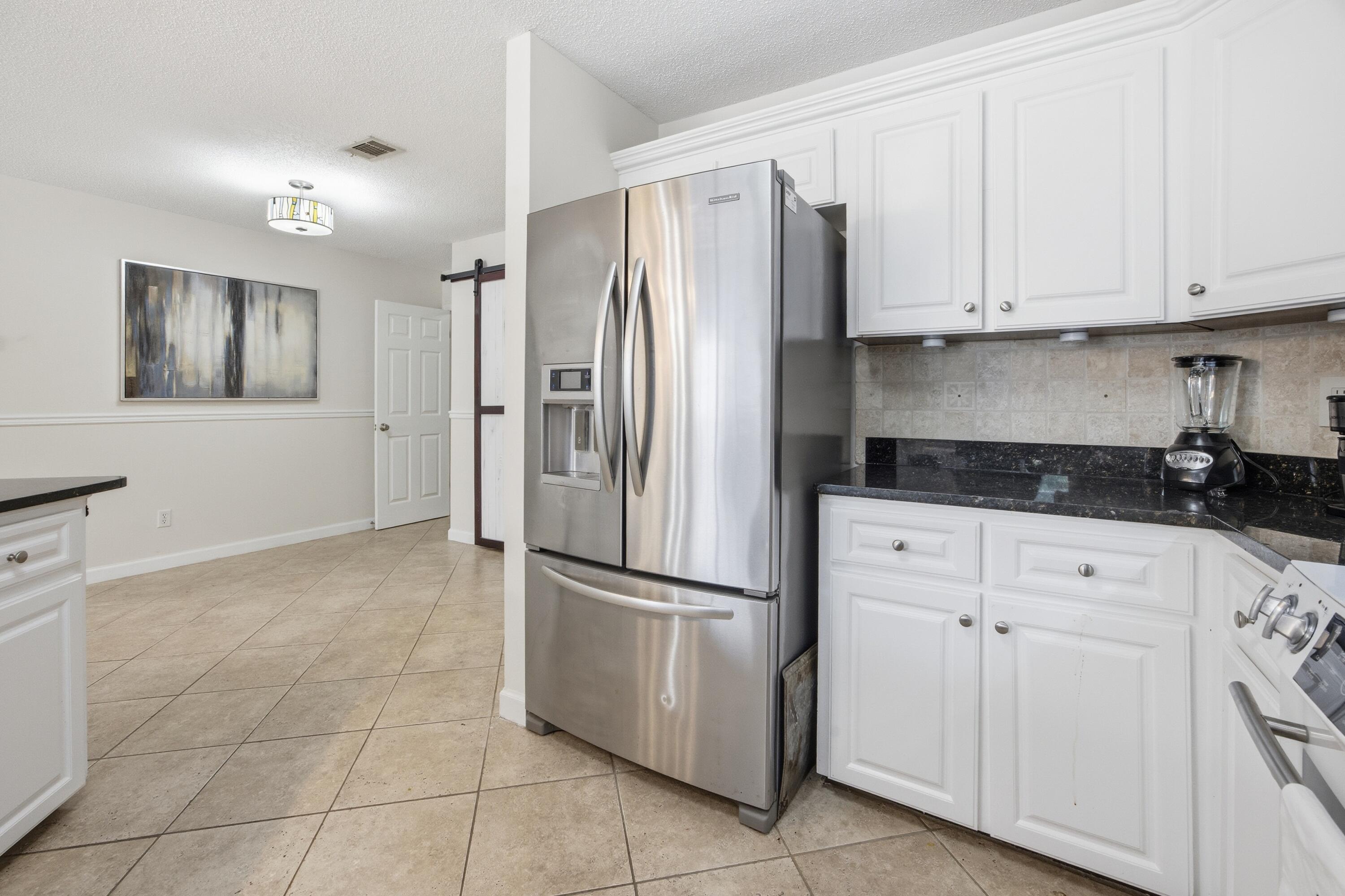 LAKE POINTE - Residential