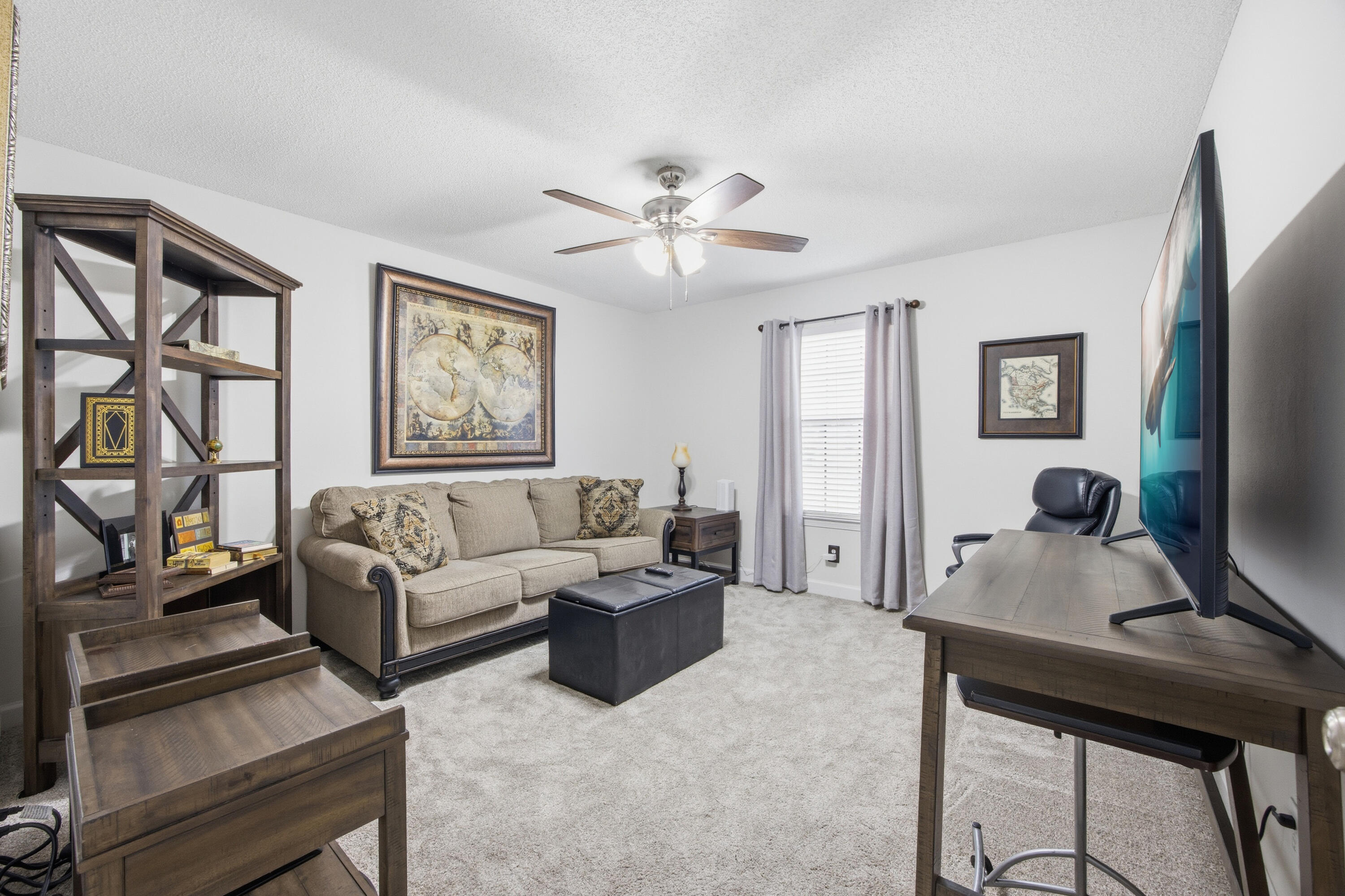 LAKE POINTE - Residential