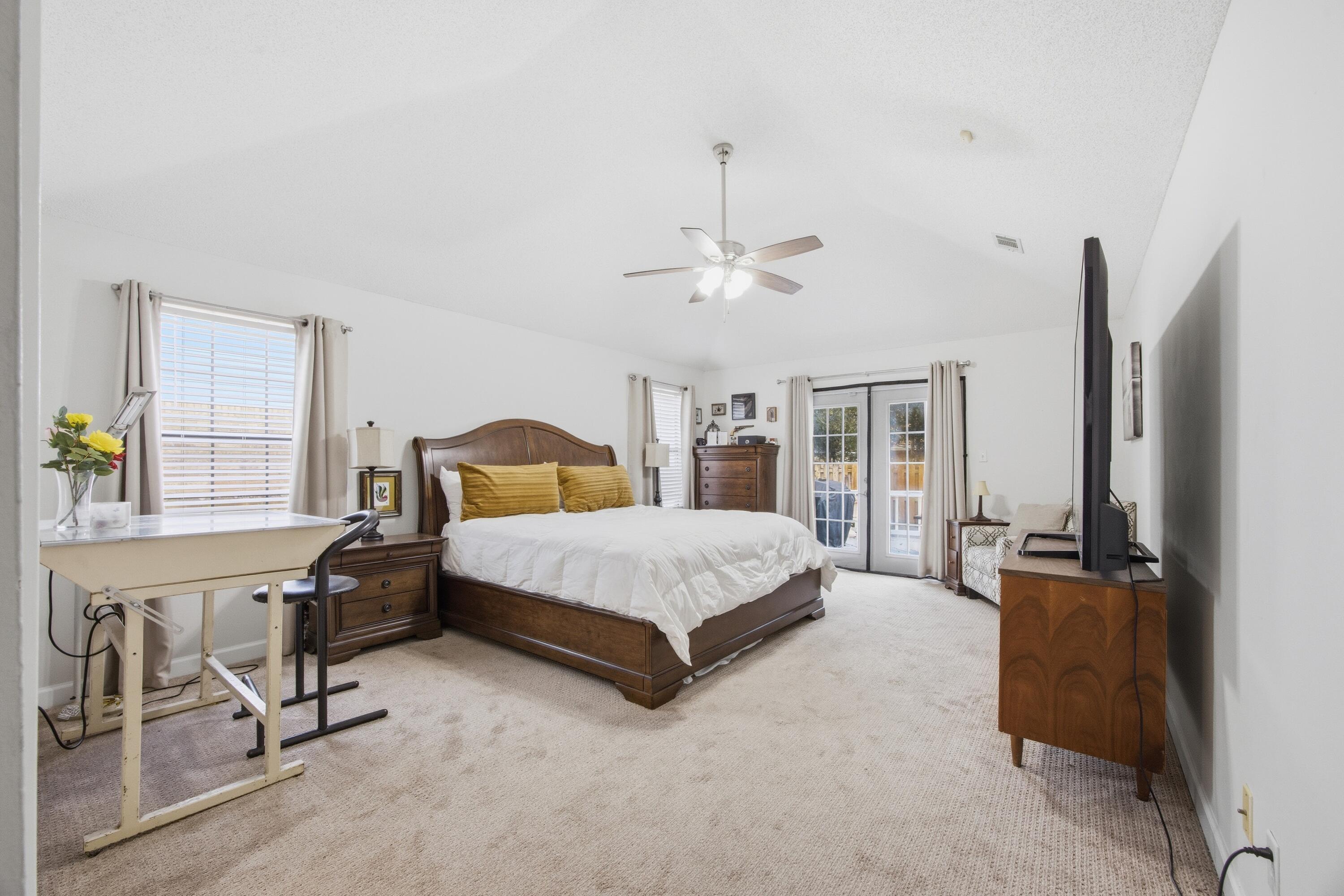 LAKE POINTE - Residential