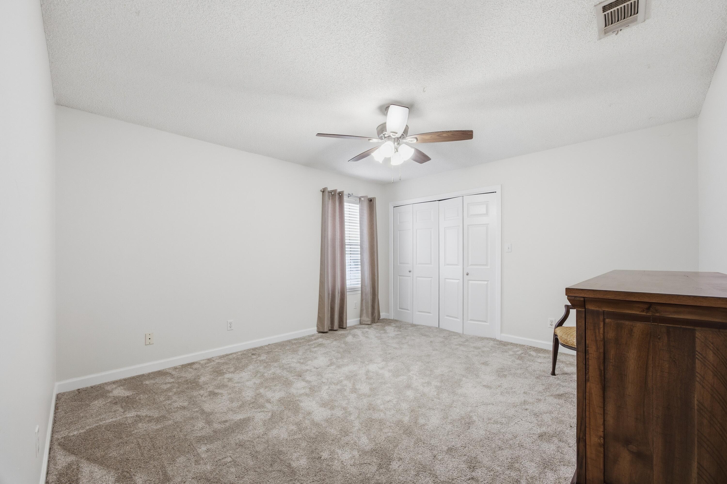 LAKE POINTE - Residential