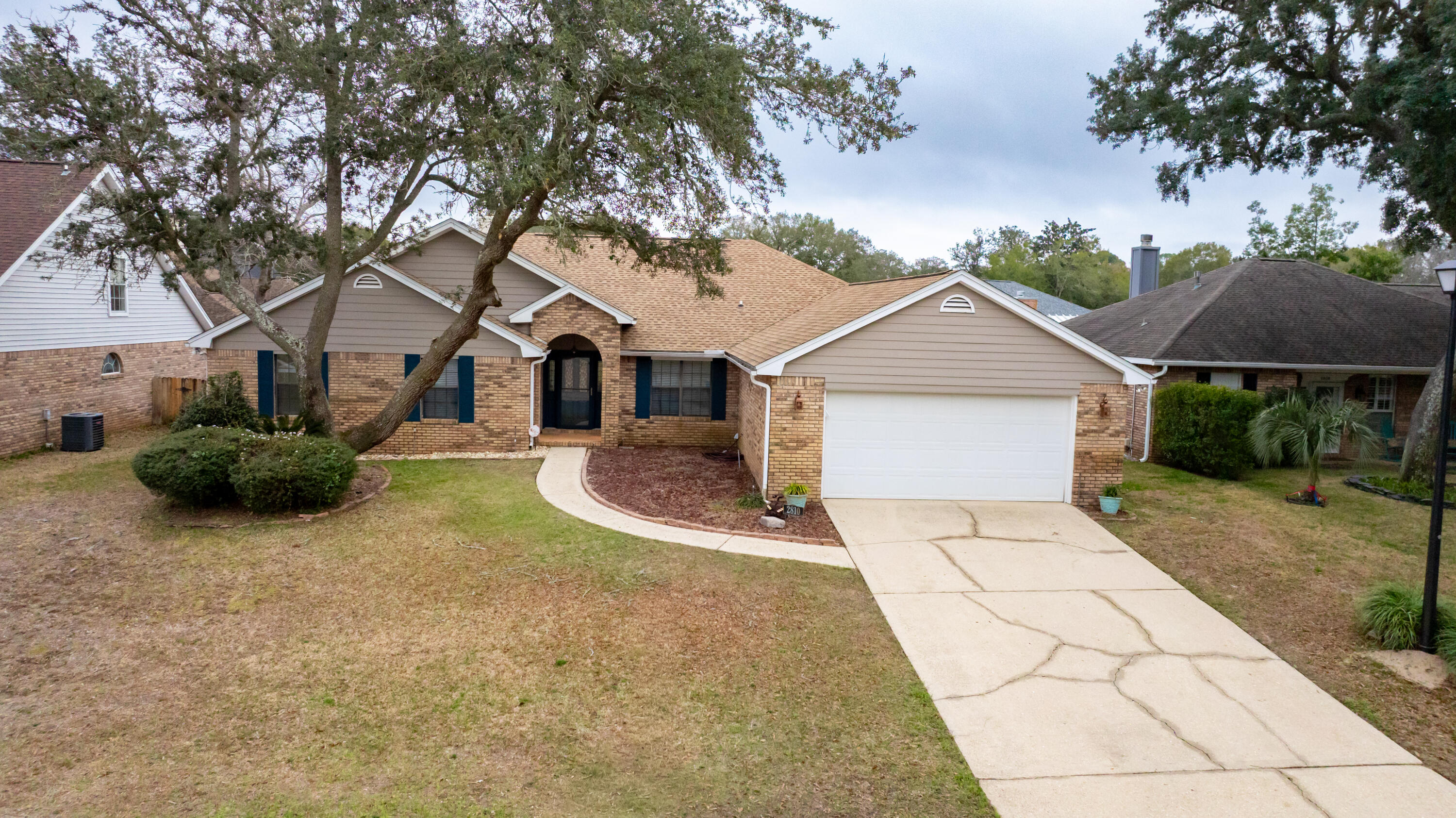 LAKE POINTE - Residential